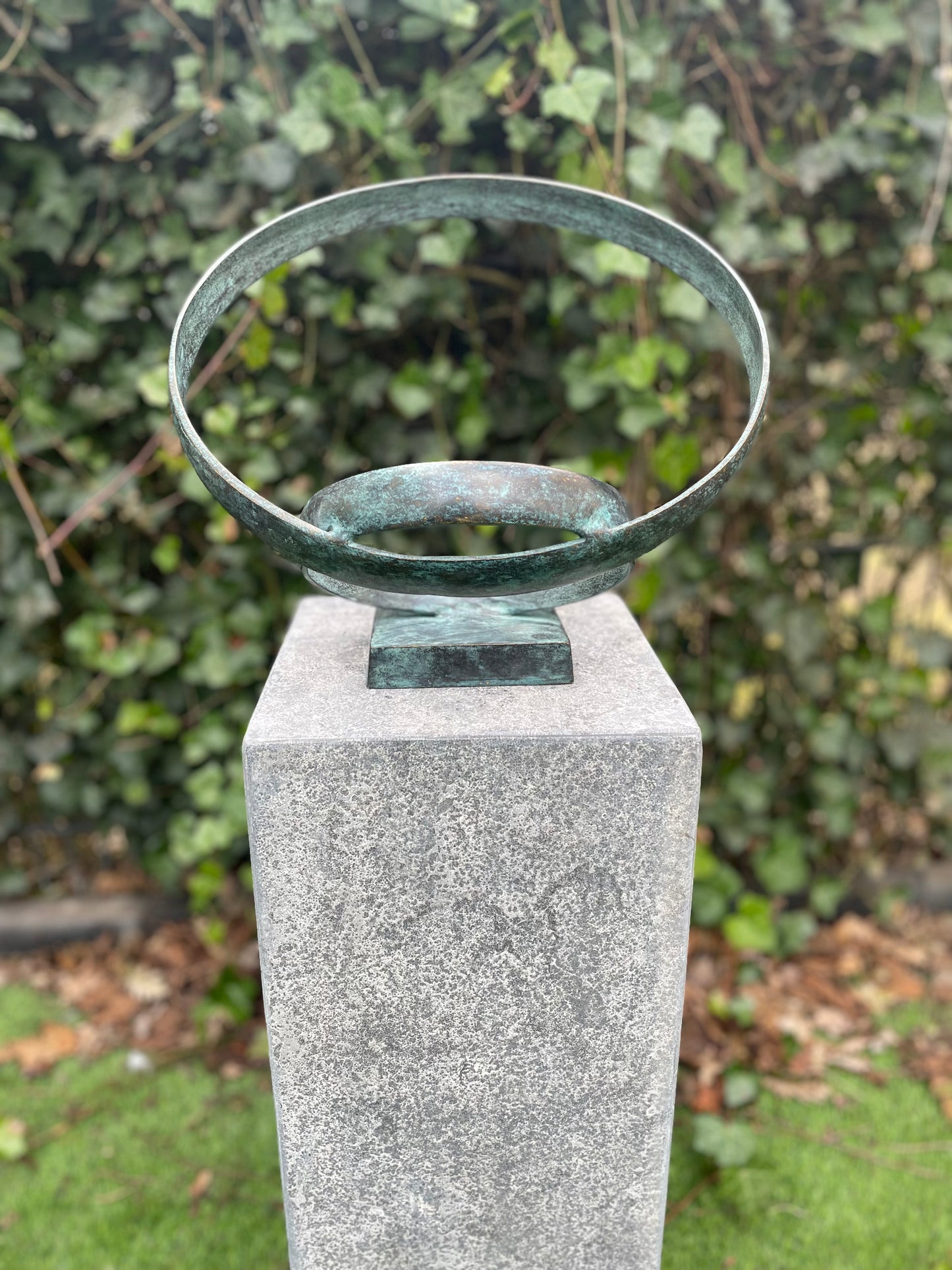 Celestial Rings – Bronze Sculpture. 30x35x30cm - 2.9Kg