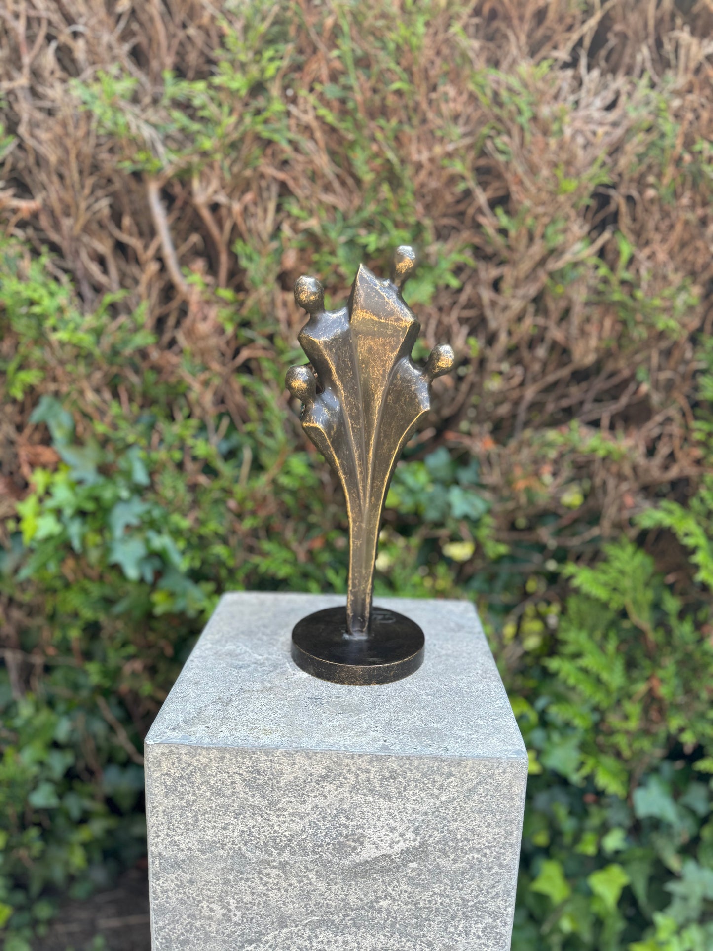 Family Unity – Bronze Sculpture. 11x11x33cm - 1.7Kg