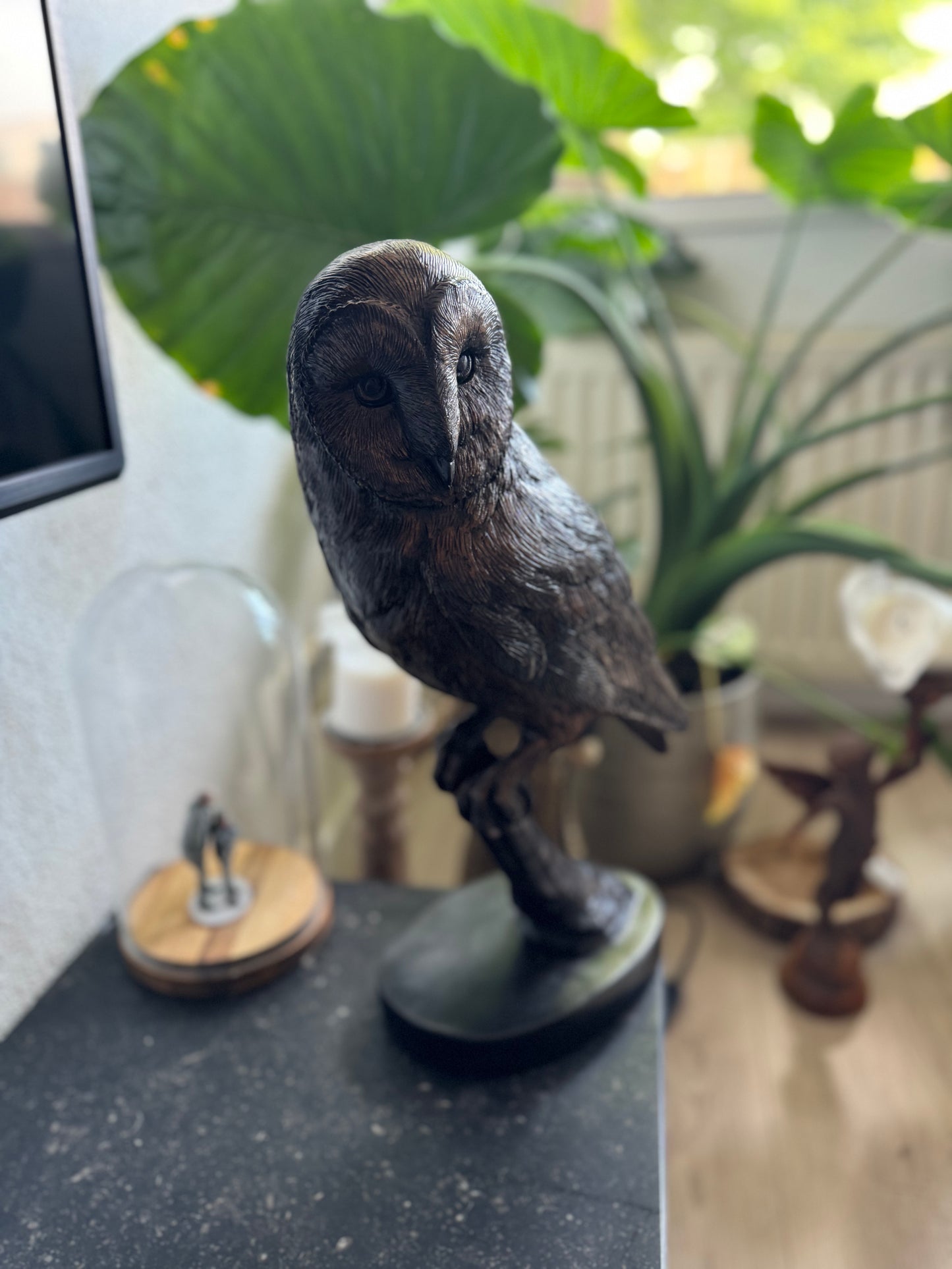 Silent Watcher – Bronze Sculpture. 16x13x43cm - 5.5Kg