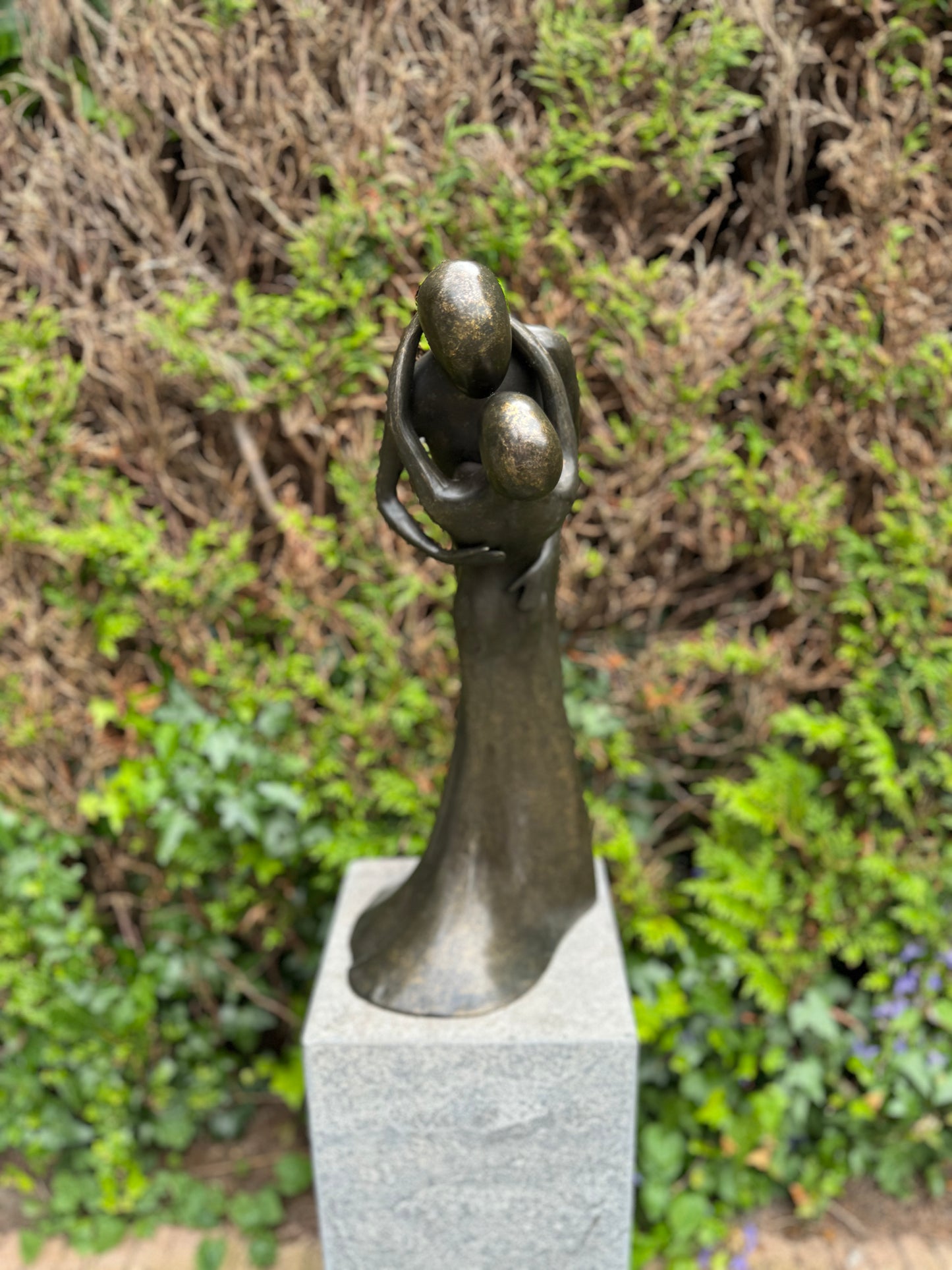 Embrace of Love – Bronze Sculpture. 28x25x54cm - 5.7Kg