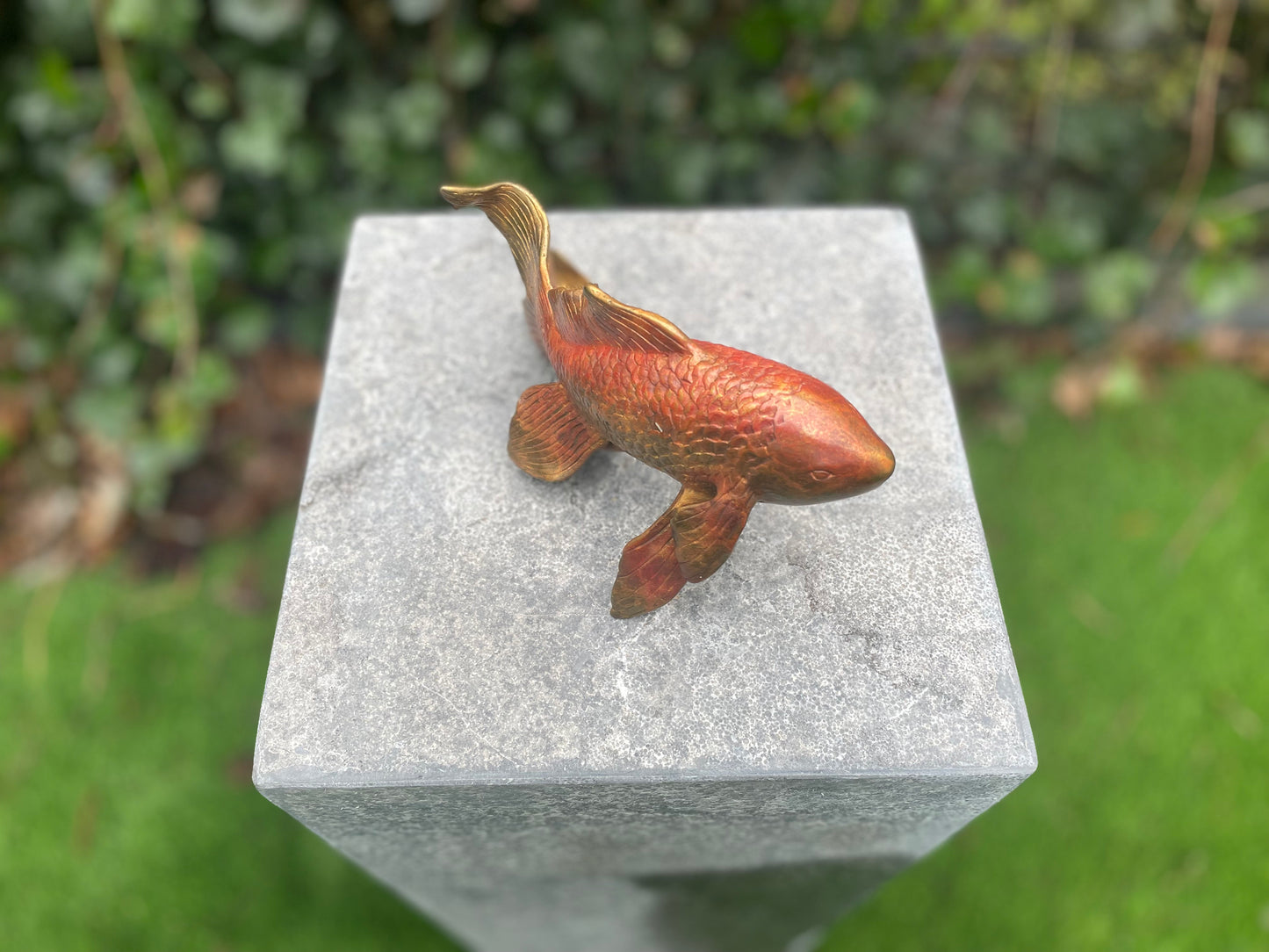 Goldfish Fountain – Bronze Sculpture. 11x8x18cm - 0.9Kg