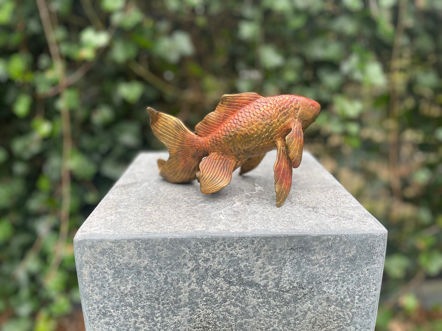 Goldfish Fountain – Bronze Sculpture. 11x8x18cm - 0.9Kg