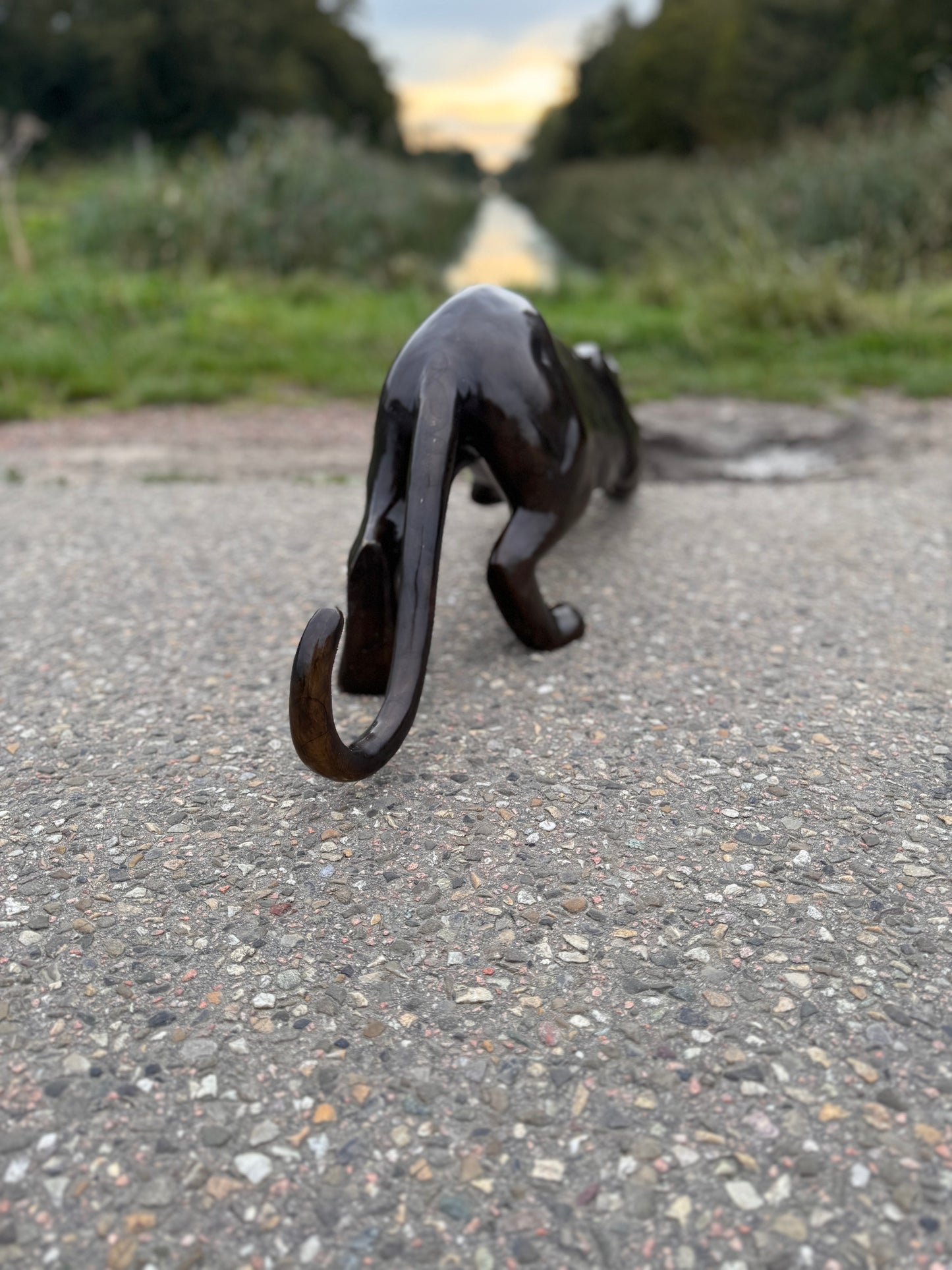 Stretching Panther – Bronze Sculpture. 90x19x30cm - 12Kg