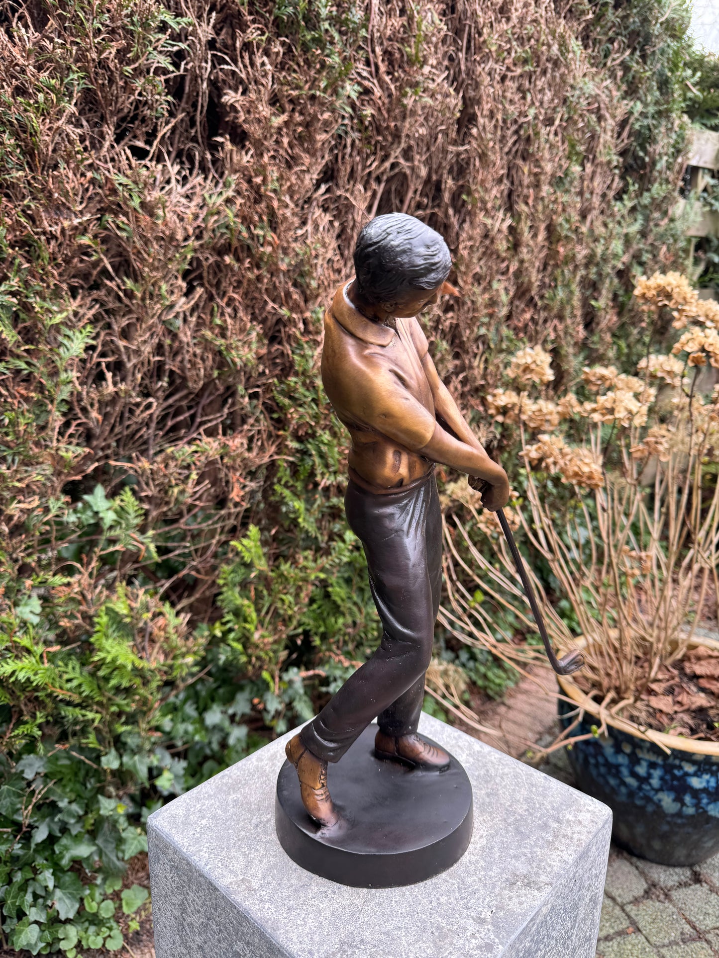 Golfer in Action – Bronze Sculpture. 19x15x40cm - 8Kg