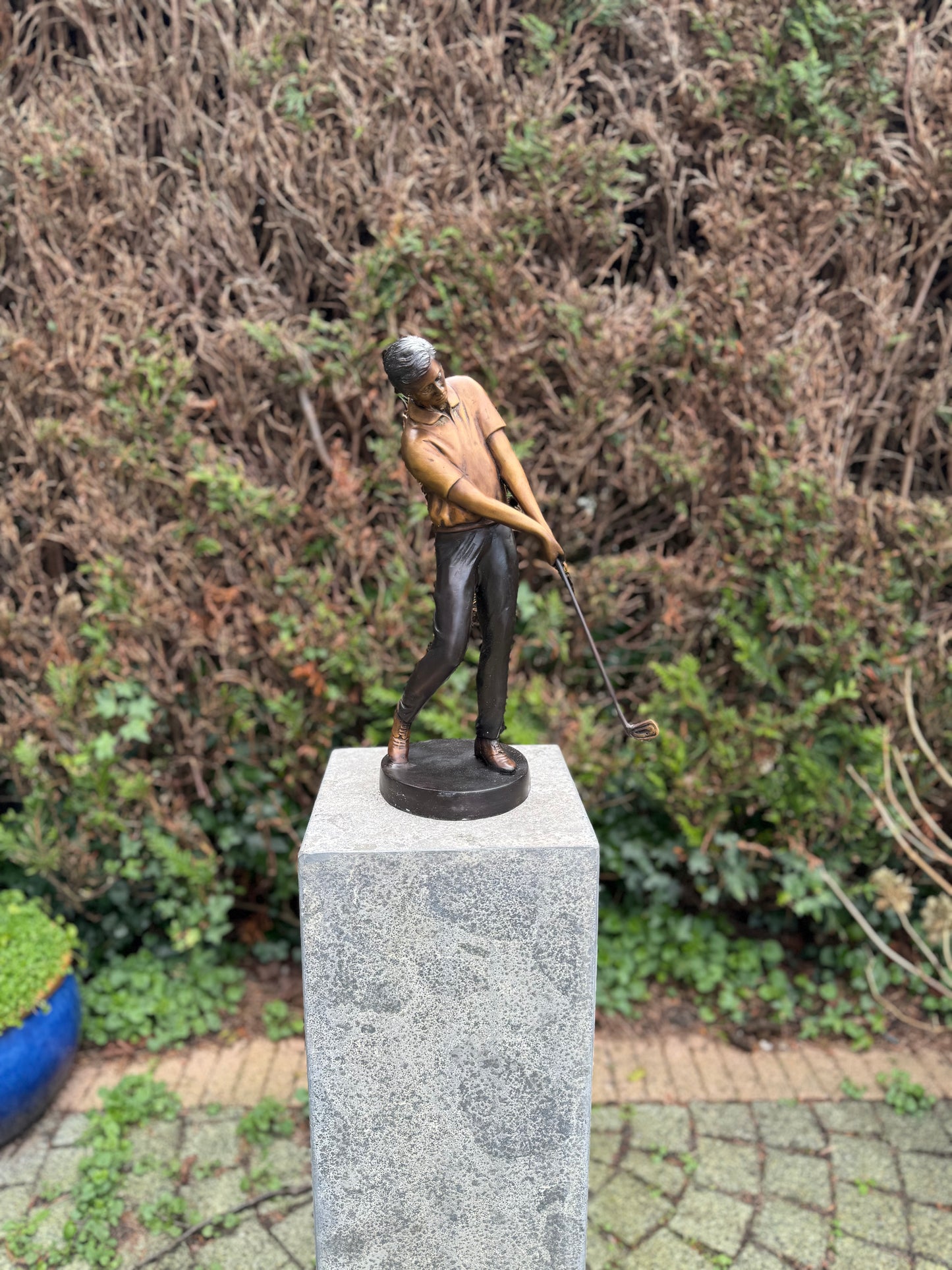 Golfer in Action – Bronze Sculpture. 19x15x40cm - 8Kg