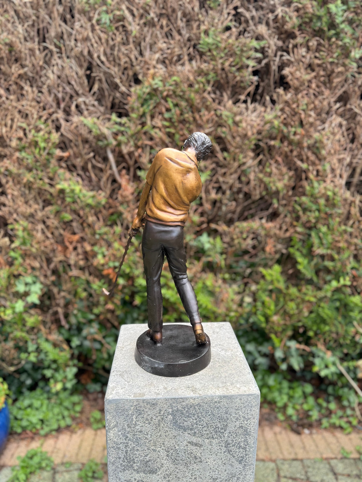 Golfer in Action – Bronze Sculpture. 19x15x40cm - 8Kg