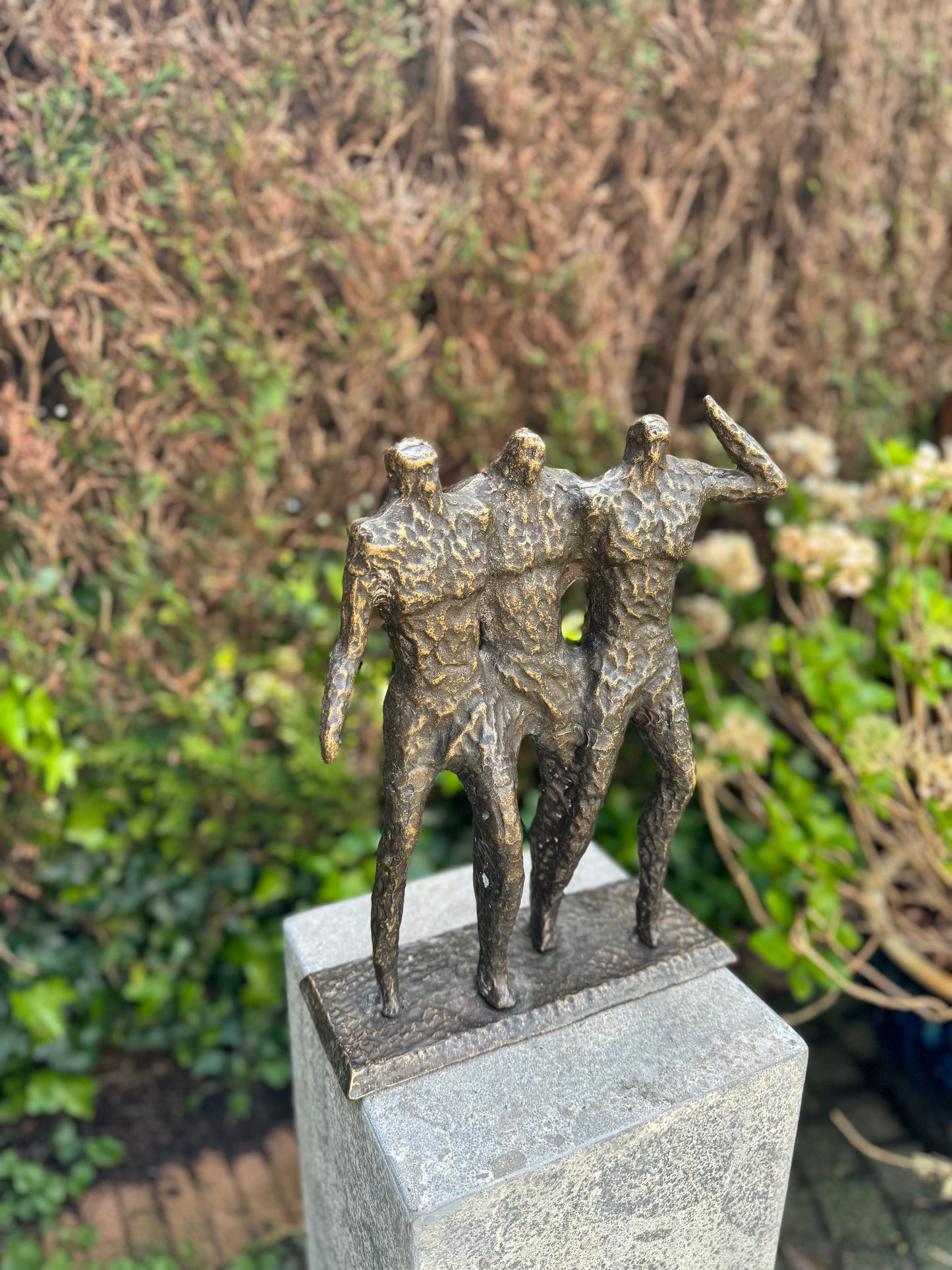 Together We Stand – Bronze Sculpture. 28x10x36cm - 5Kg