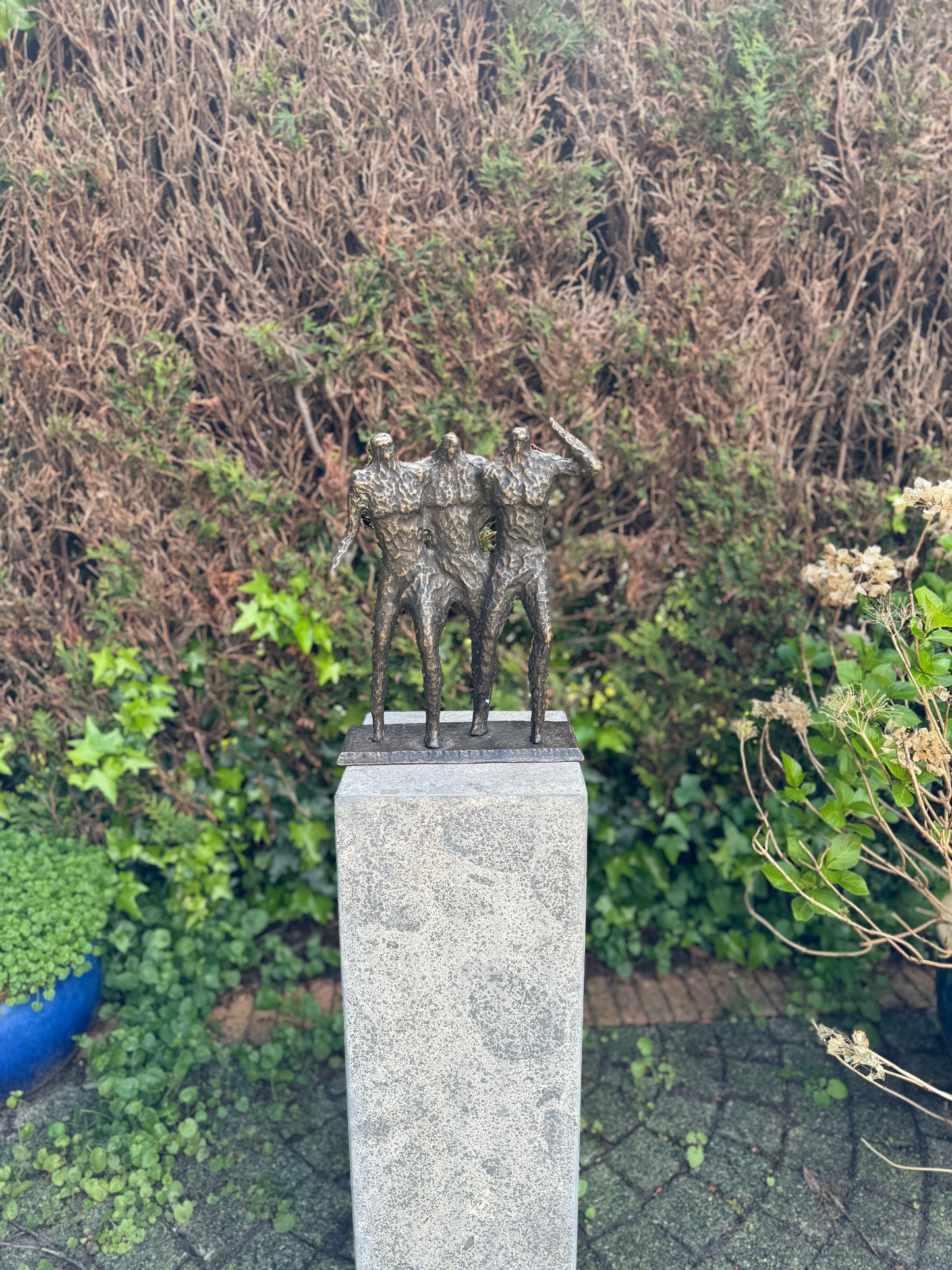 Together We Stand – Bronze Sculpture. 28x10x36cm - 5Kg