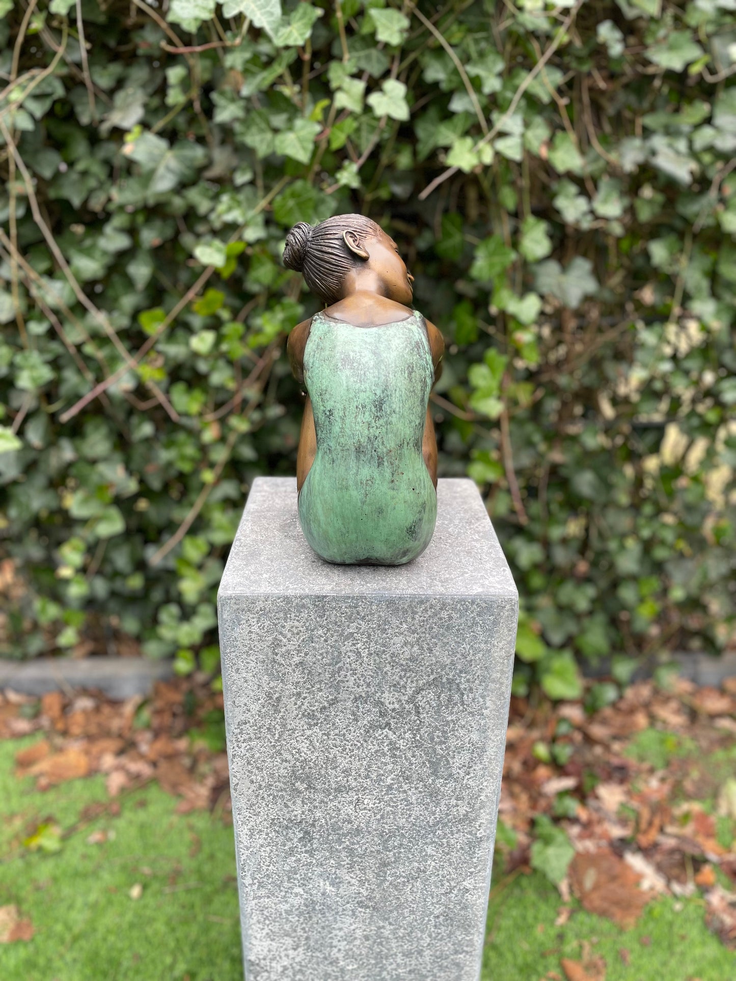 Resting Ballerina – Bronze Sculpture. 11x24x29cm - 4.5Kg