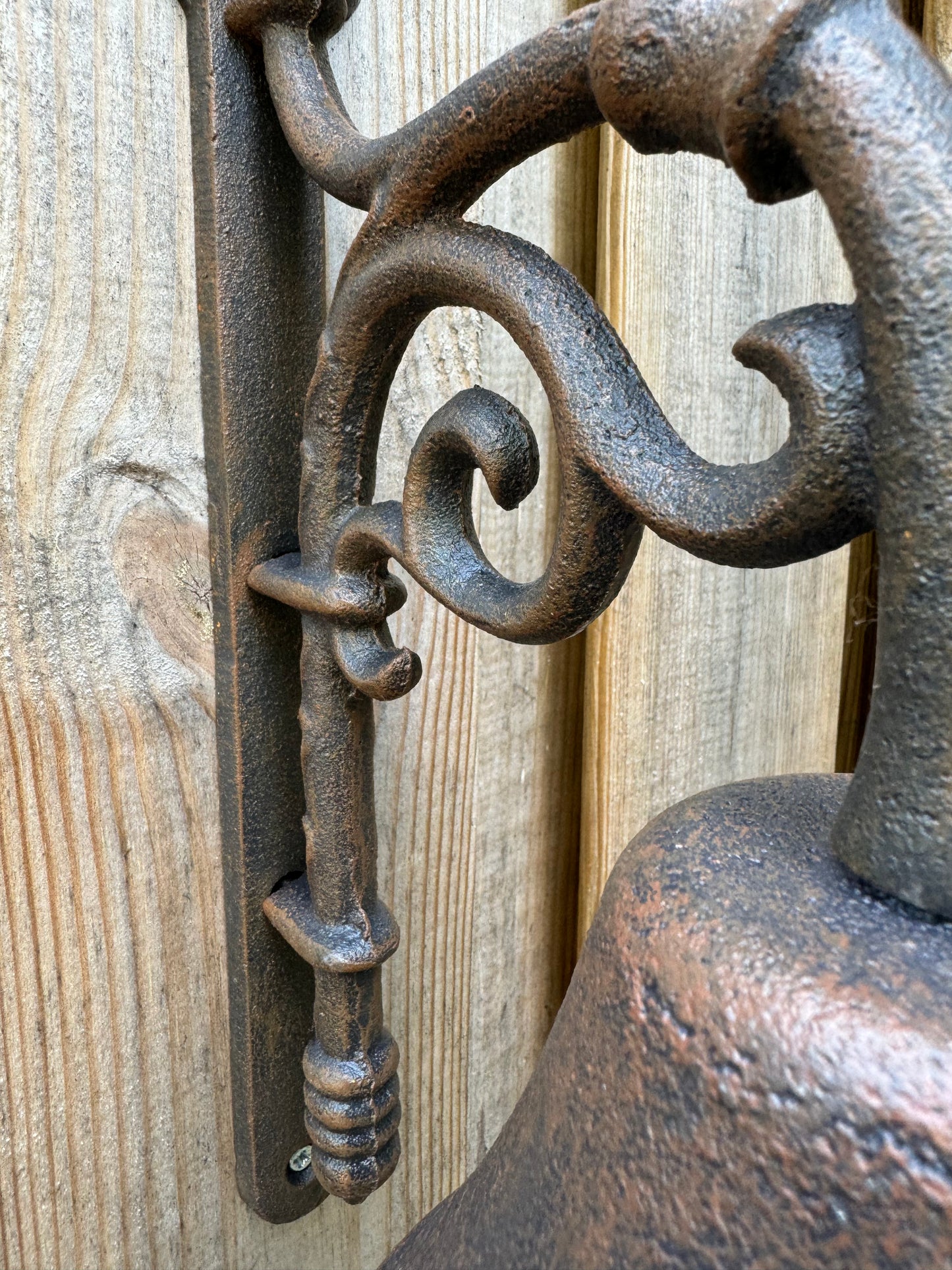 Wall Bell – Iron Sculpture. 14x31cm - 4.9Kg