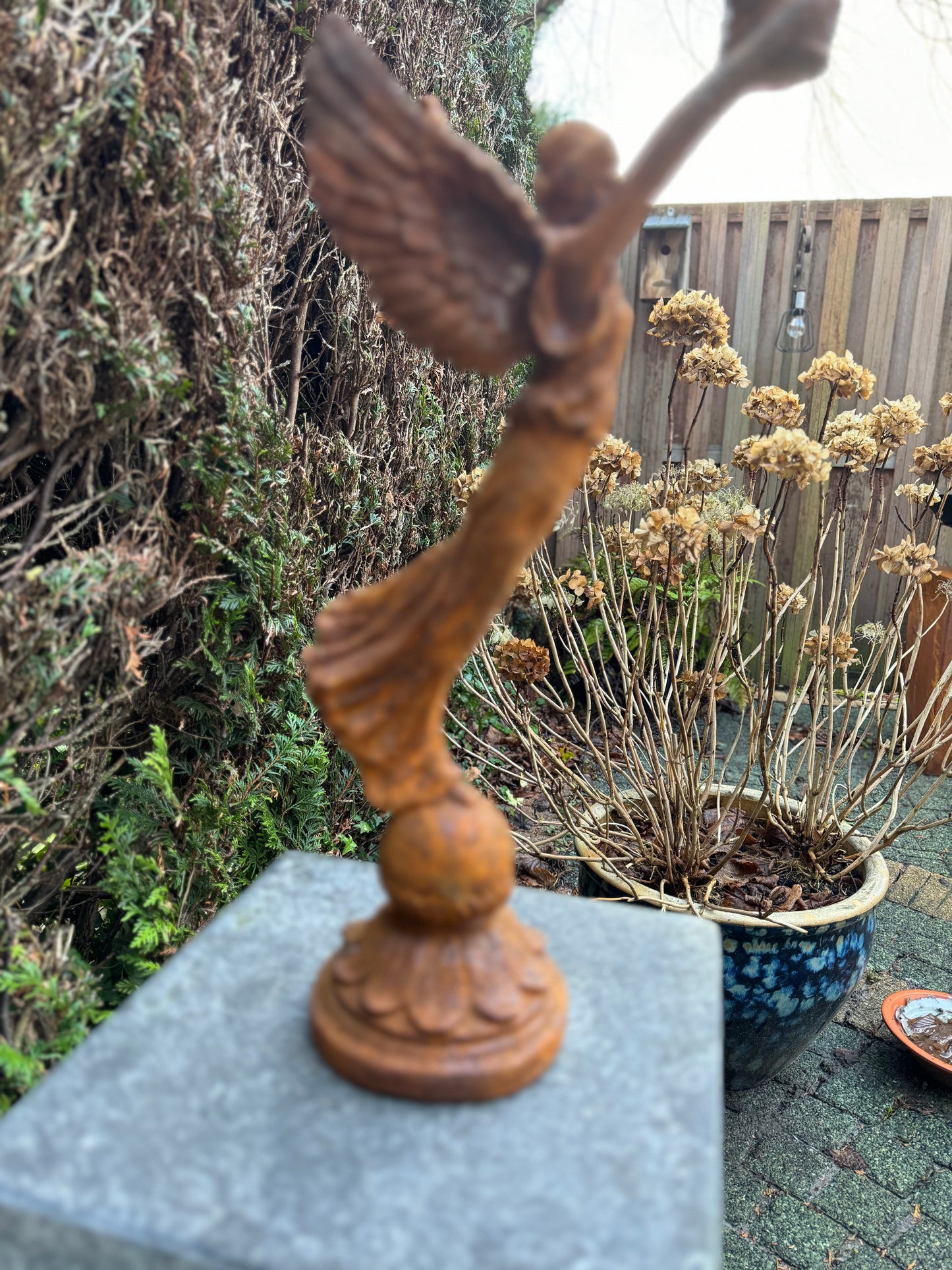 Victory Angel – Iron Sculpture. 39x12x17cm - 3.1Kg