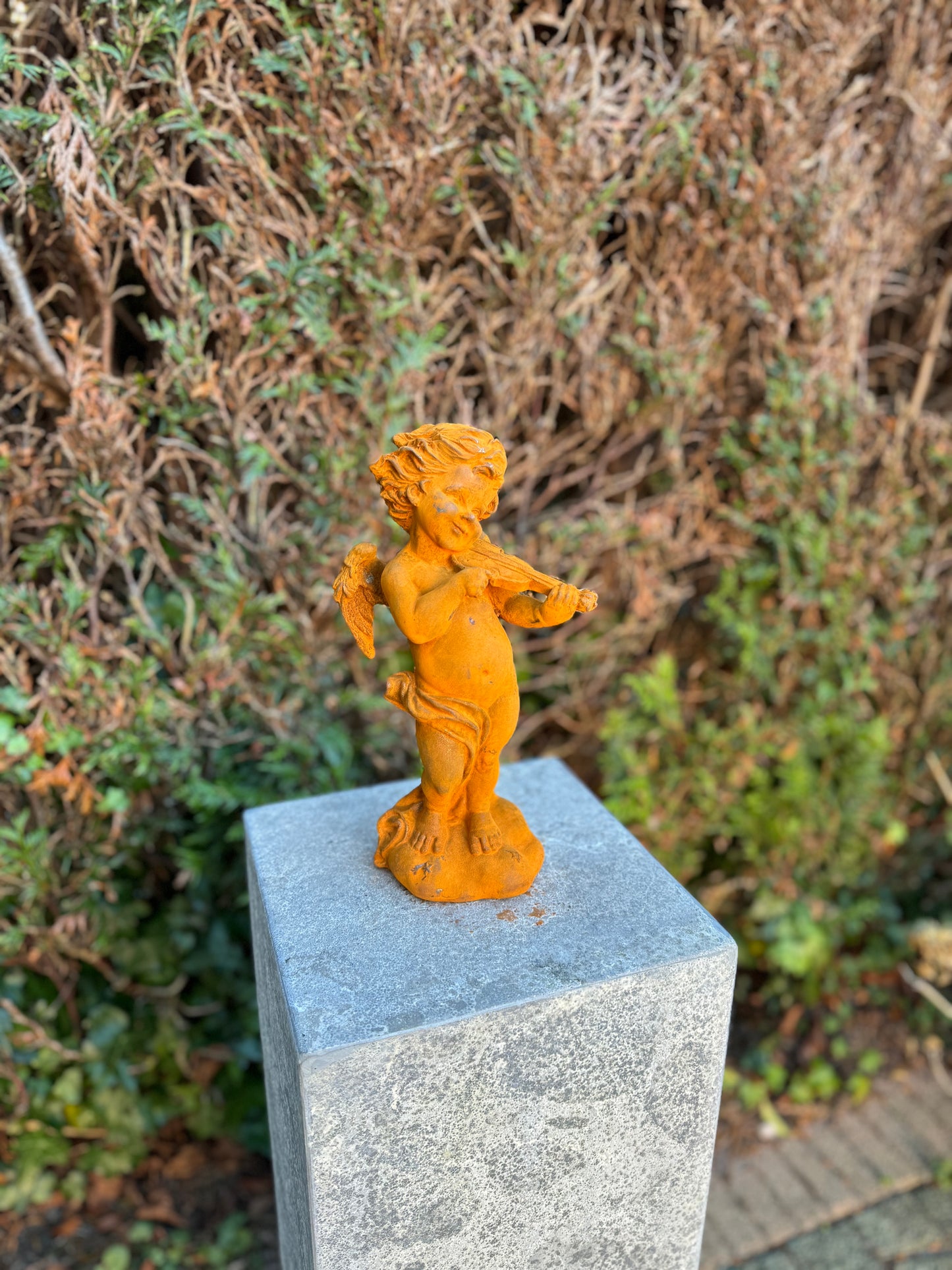 Angel Violinist – Iron Sculpture. 28x14x11cm - 2.5Kg