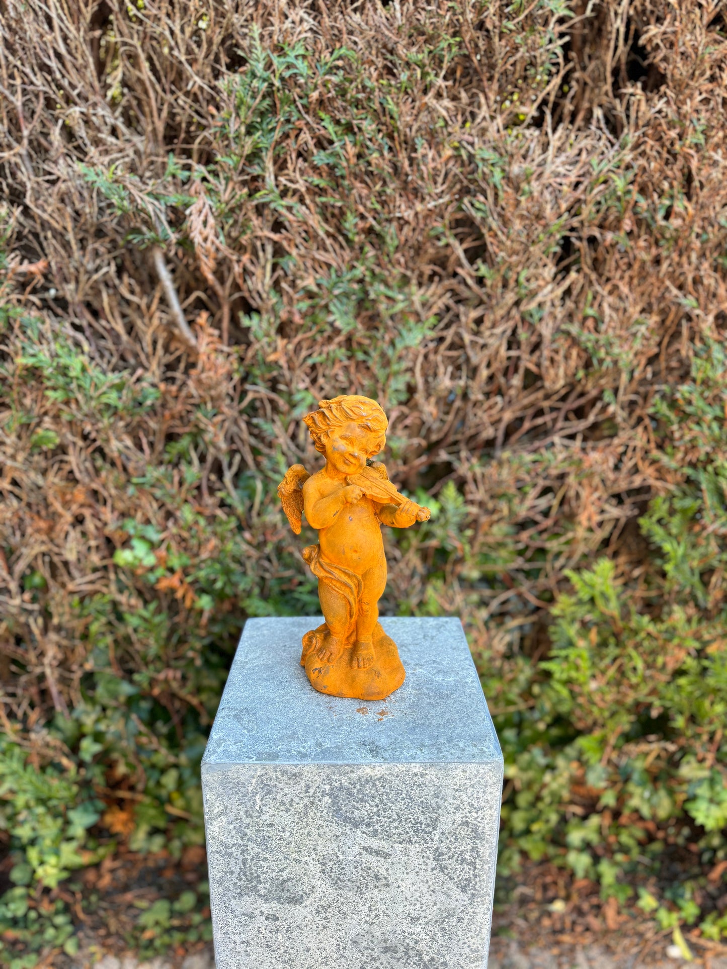 Angel Violinist – Iron Sculpture. 28x14x11cm - 2.5Kg