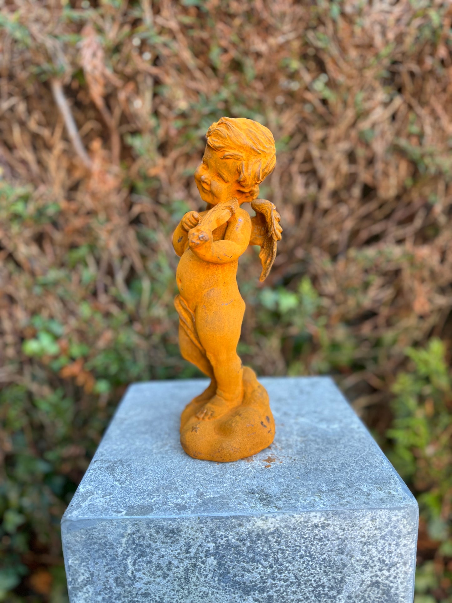 Angel Violinist – Iron Sculpture. 28x14x11cm - 2.5Kg