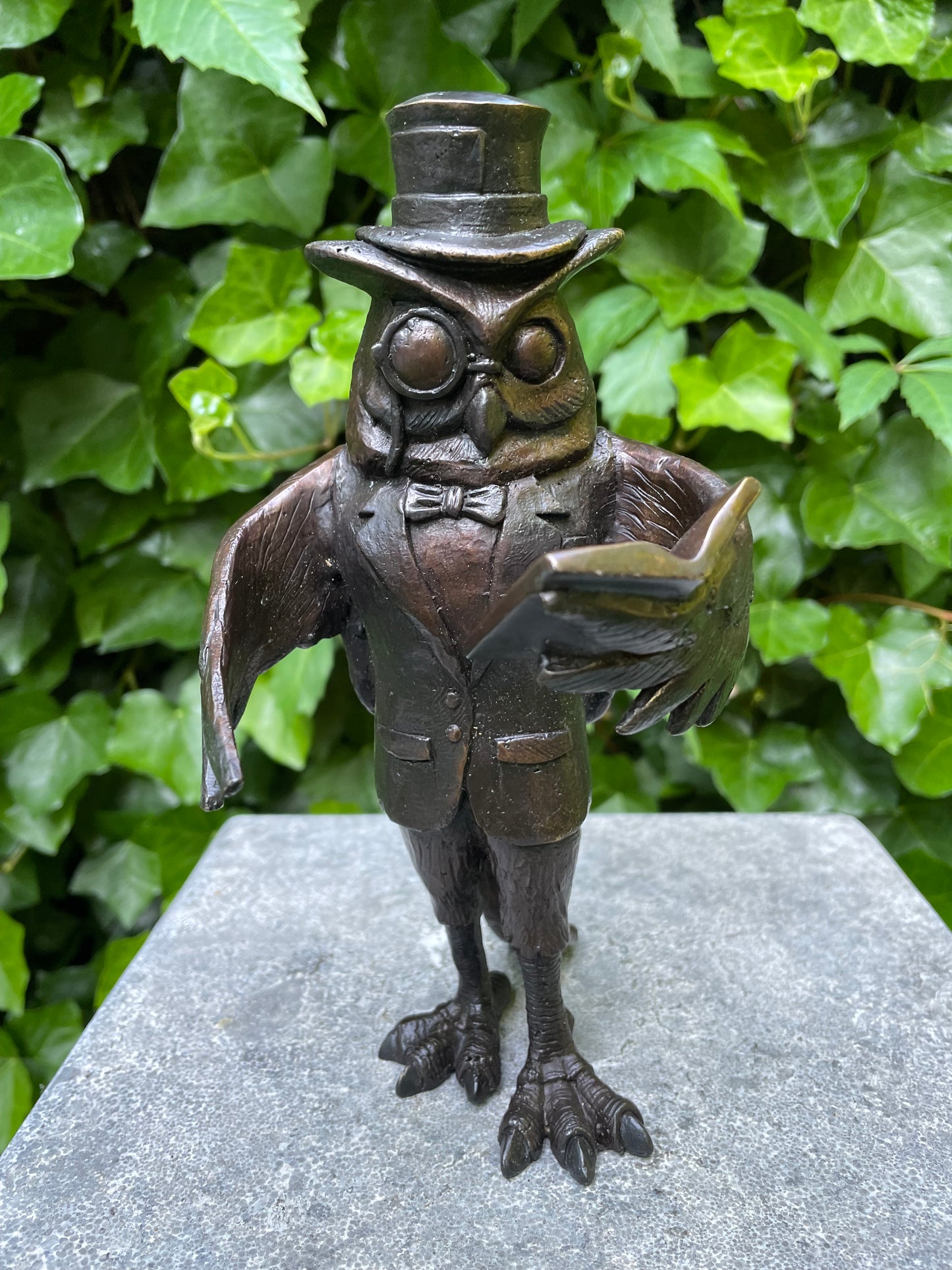 Gentleman Owl – Bronze Sculpture. 18x16x24cm - 2.7Kg