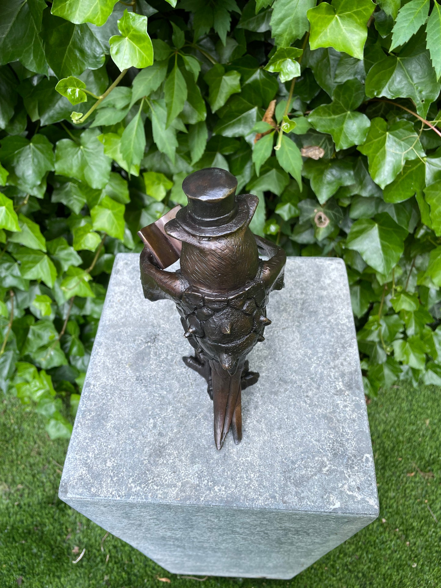 Gentleman Owl – Bronze Sculpture. 18x16x24cm - 2.7Kg