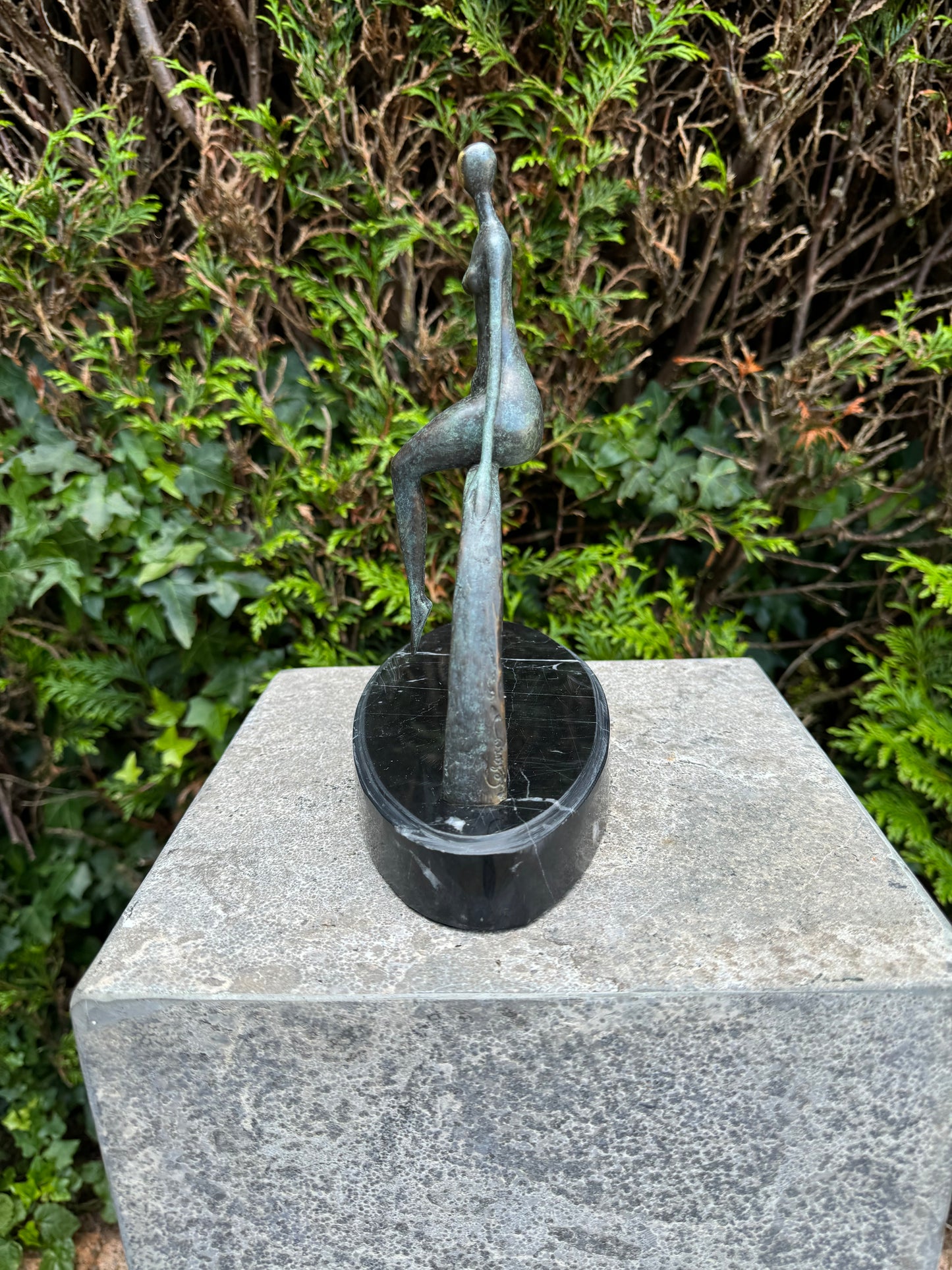 Sitting Grace – Bronze Sculpture. 23x21x10cm - 1.8Kg