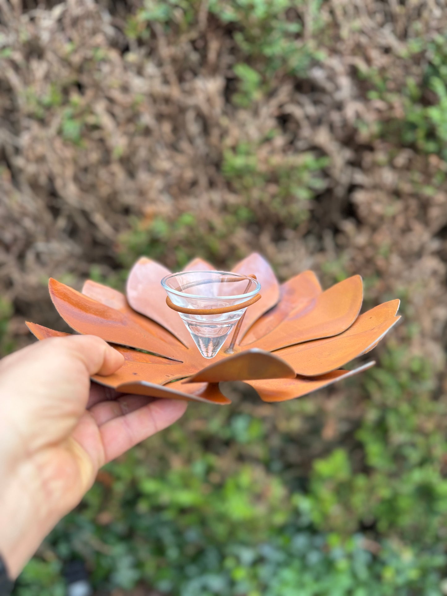 Lotus Bloom Bowl – Iron Sculpture. 25x25x10cm - 1Kg