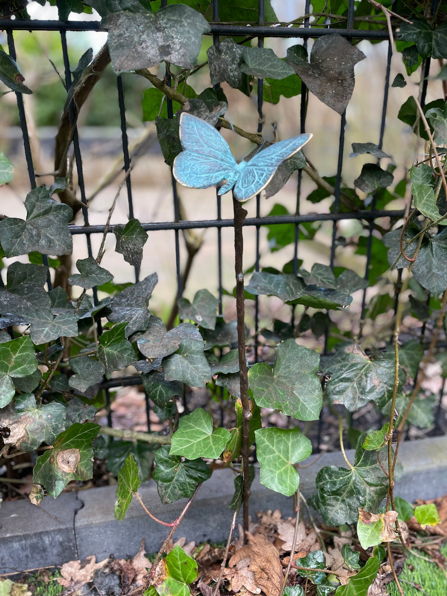 Garden Butterfly – Bronze Sculpture. 10x10x60cm