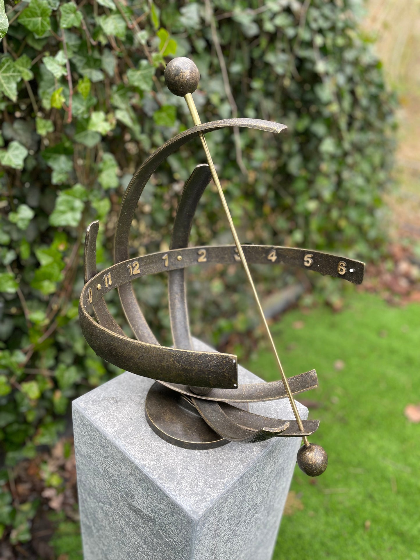 Armillary Sundial – Bronze Sculpture. 37x37x47cm - 4.8Kg