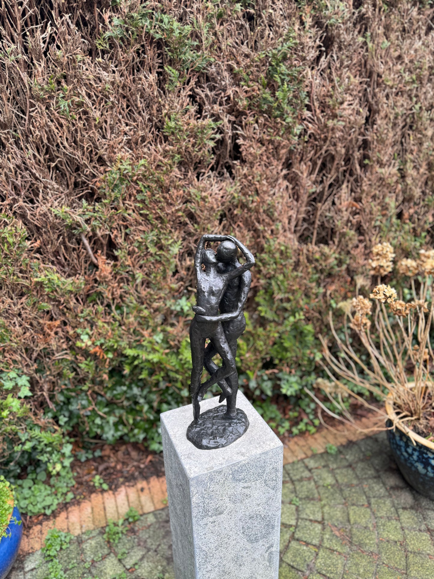 Eternal Dance – Bronze Sculpture. 18x15x54cm - 5.8Kg