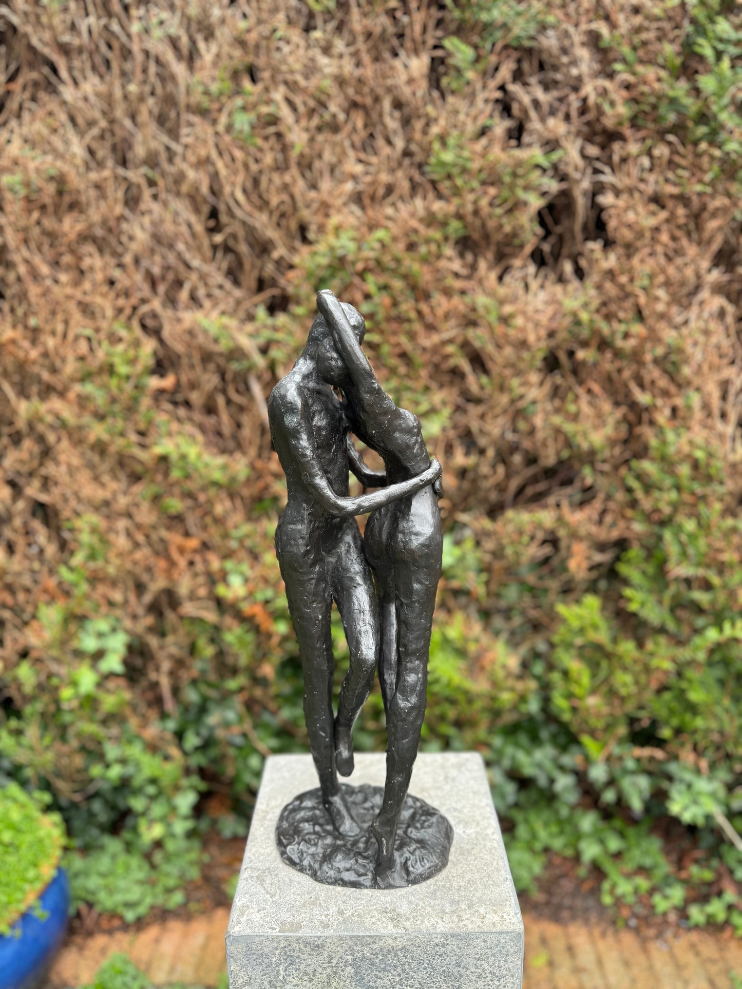 Eternal Dance – Bronze Sculpture. 18x15x54cm - 5.8Kg