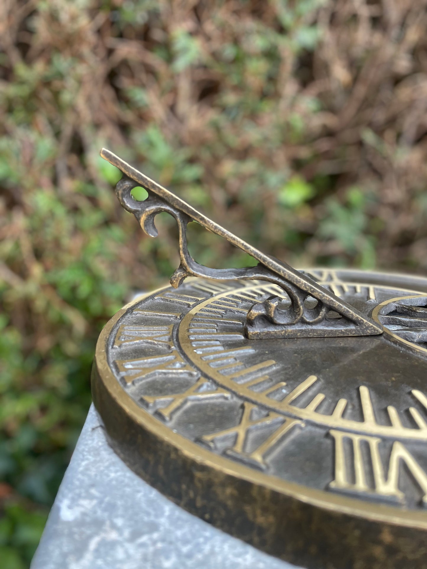 Solar Time – Bronze Sculpture. 26x26x10cm - 1.5Kg
