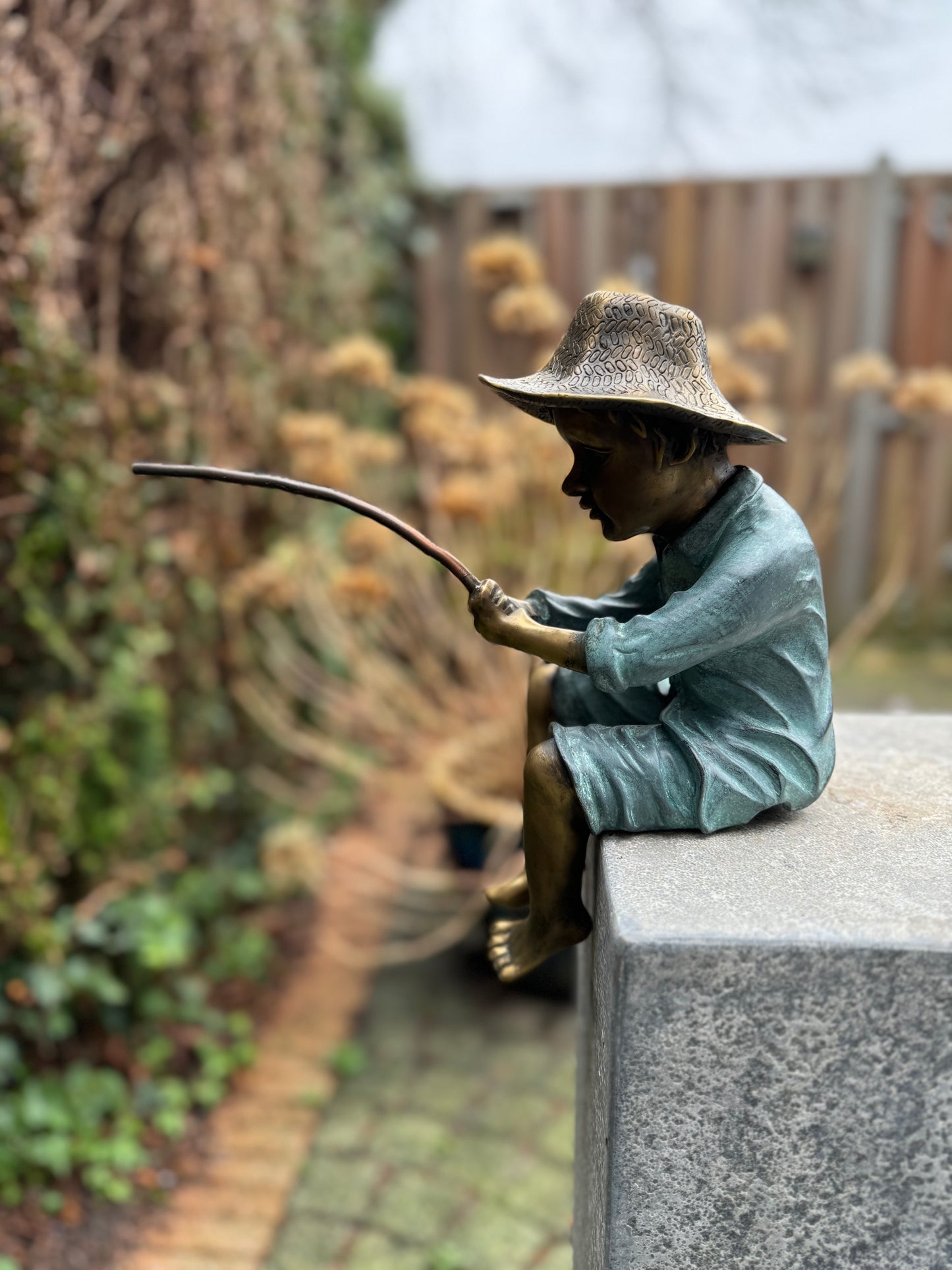 Fishing Boy – Bronze Sculpture. 27x12x32cm - 2.8Kg