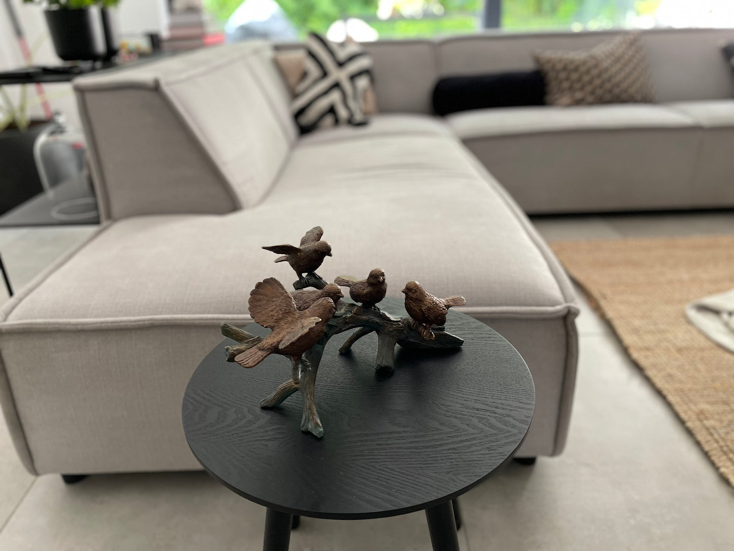 Bird Gathering on Branch – Bronze Sculpture. 29x19x19cm