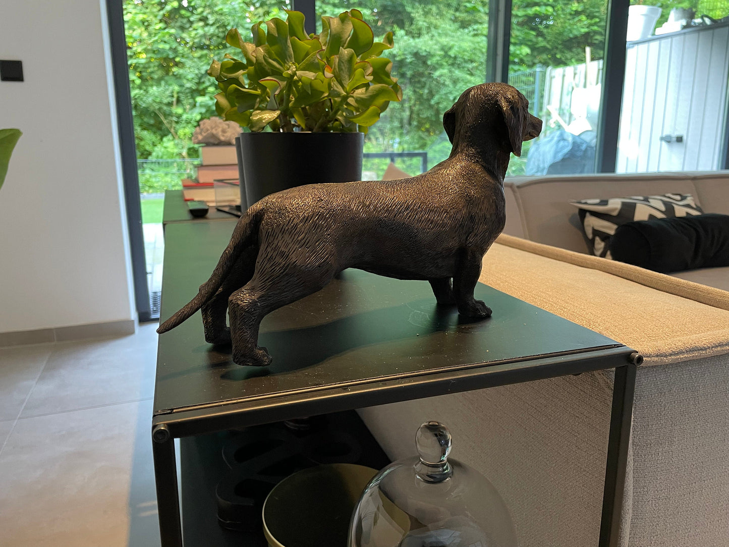 Alert Dachshund – Bronze Sculpture. 30x8x18cm