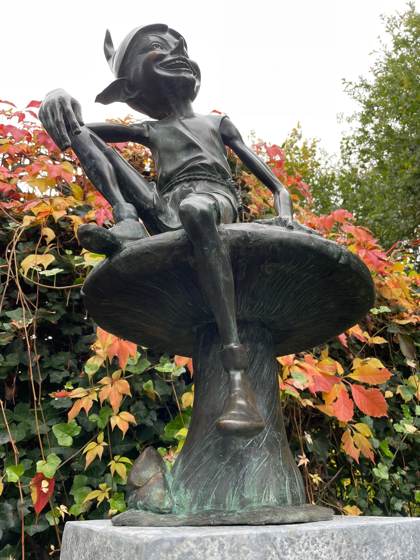 Forest Elf – Bronze Sculpture. 43x35x77cm - 10Kg