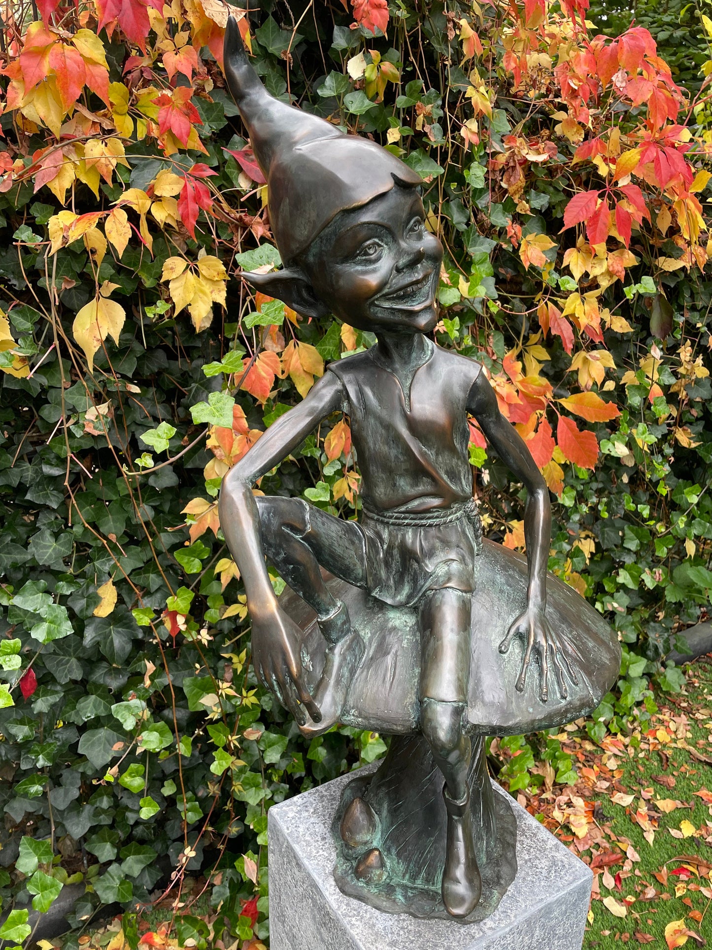 Forest Elf – Bronze Sculpture. 43x35x77cm - 10Kg