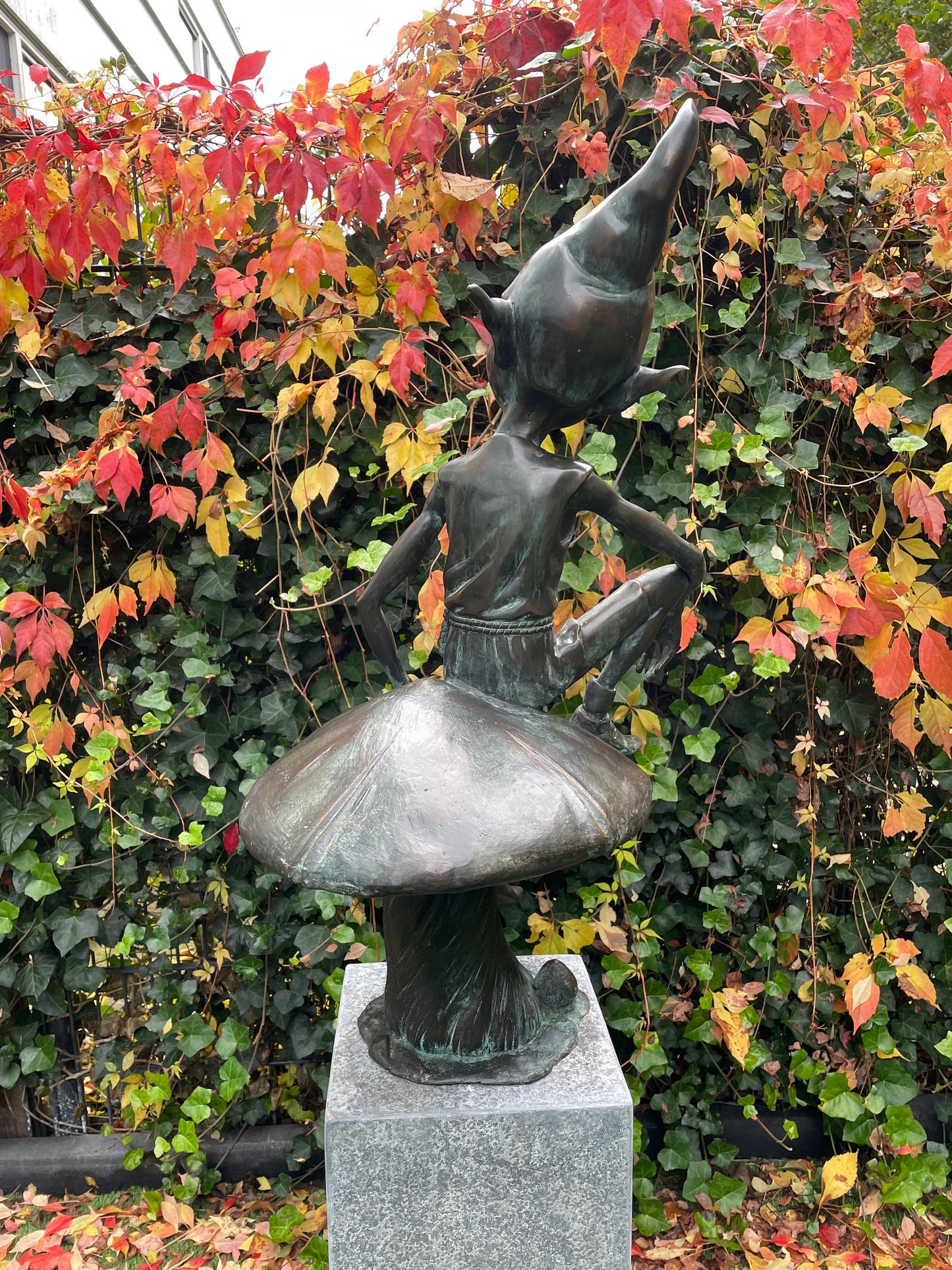 Forest Elf – Bronze Sculpture. 43x35x77cm - 10Kg