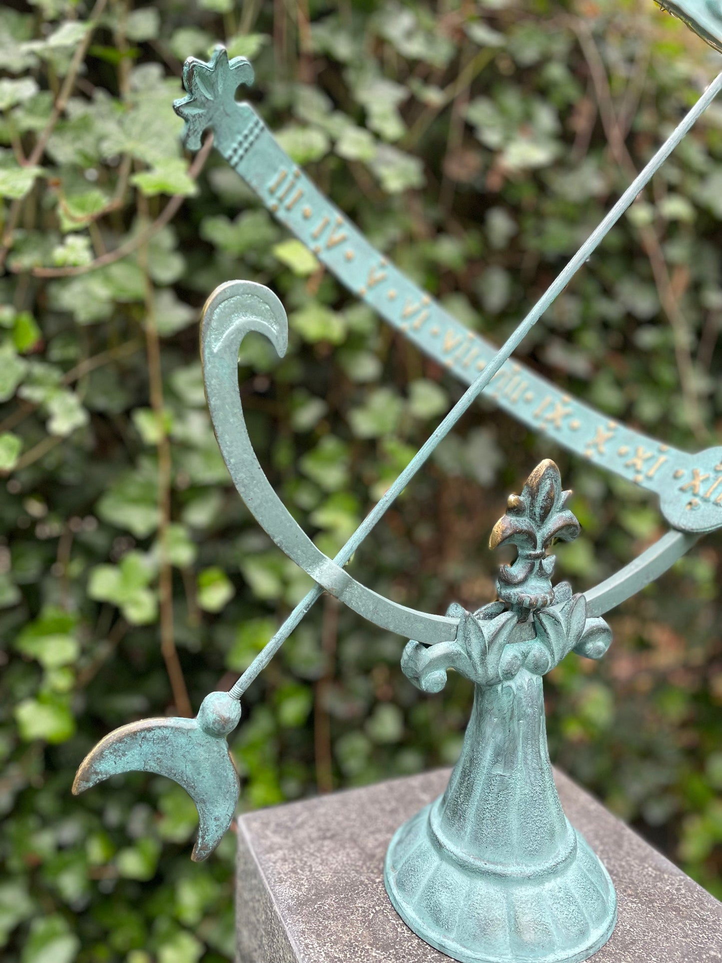Astro Dial – Bronze Sculpture. 60x45x50cm