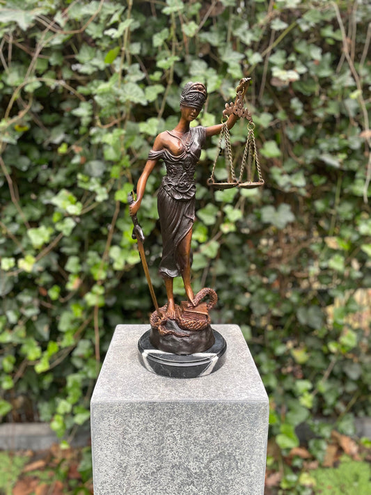 Lady Justice – Bronze Sculpture. 45x16x16cm - 3.8Kg