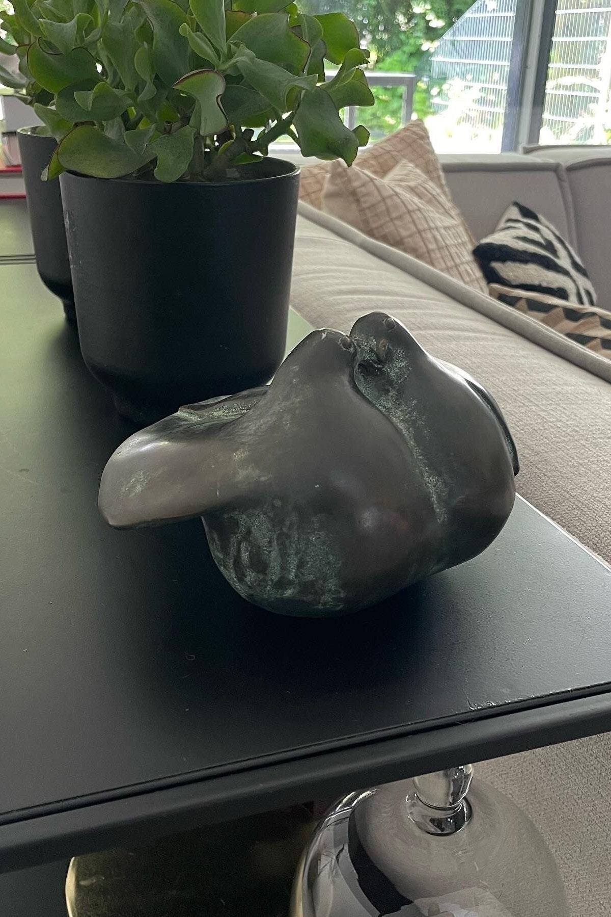 Loving Doves – Bronze Sculpture. 18x18x11cm