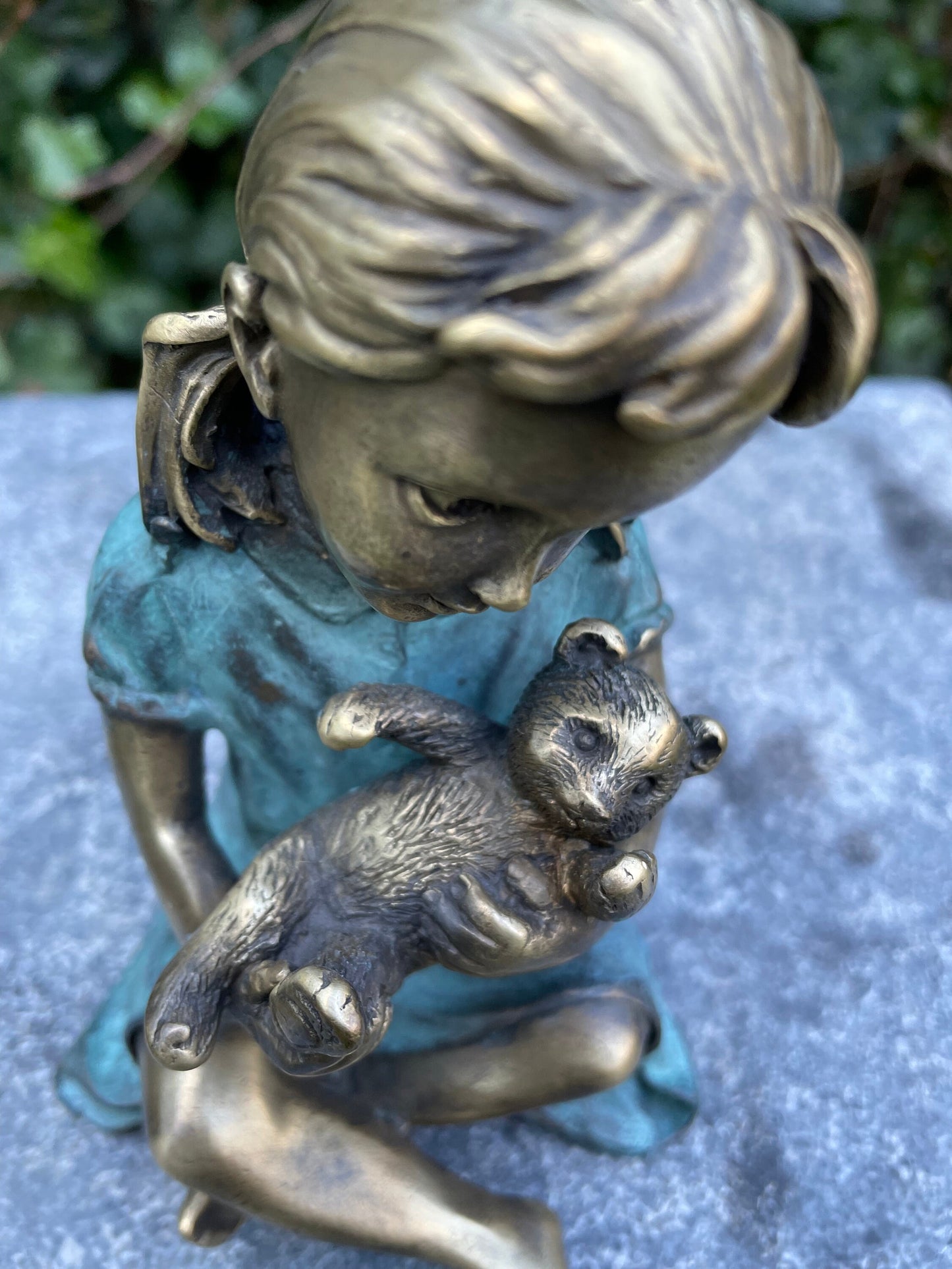 Teddy Hug – Bronze Sculpture. 10x9x14cm
