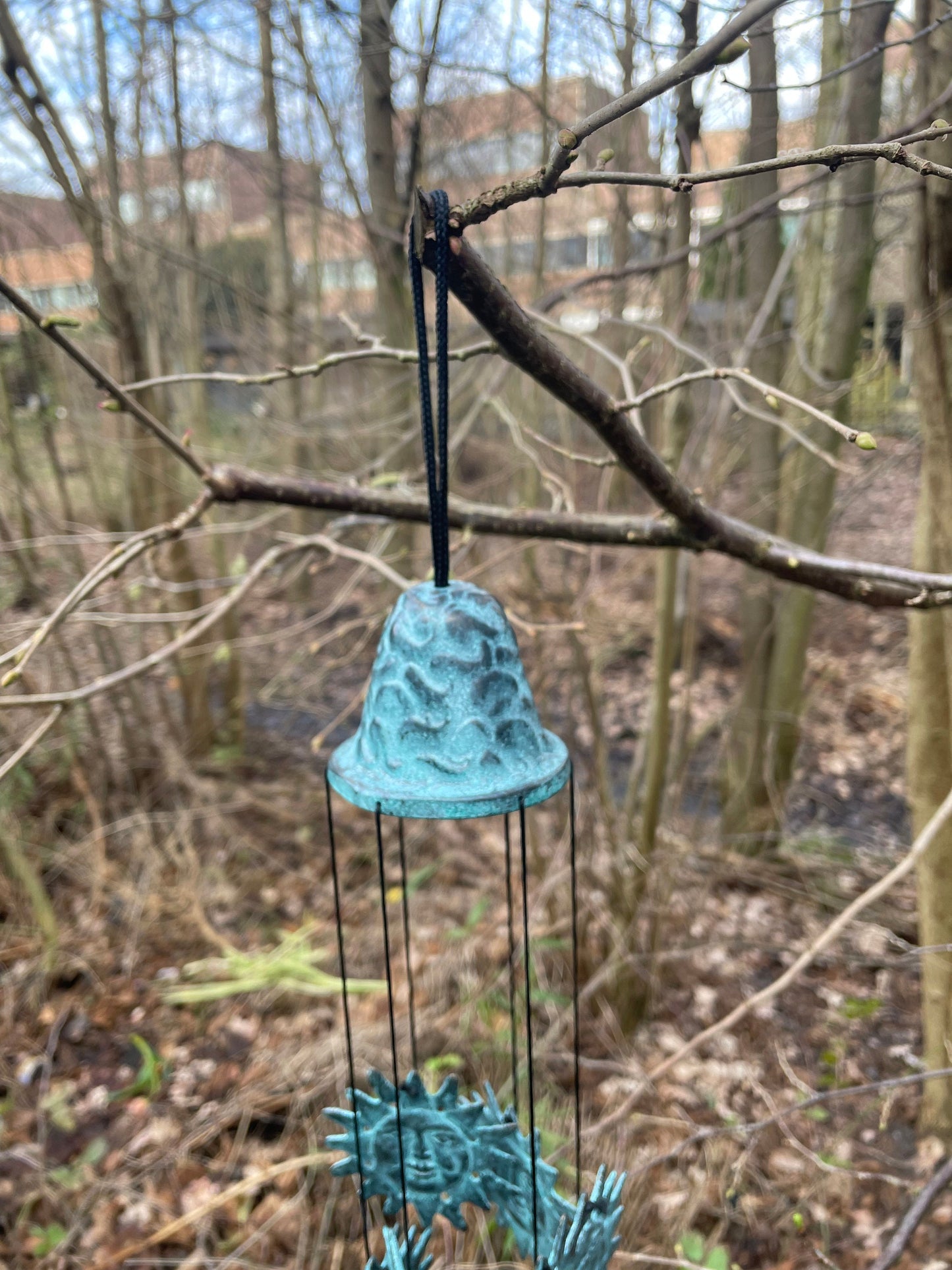 Sun Chimes – Bronze Sculpture. 9x9x30cm - 0.7Kg