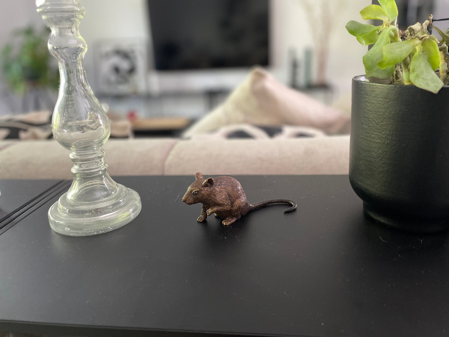 Little Mouse – Bronze Sculpture. 13x4x6cm - 0.2Kg