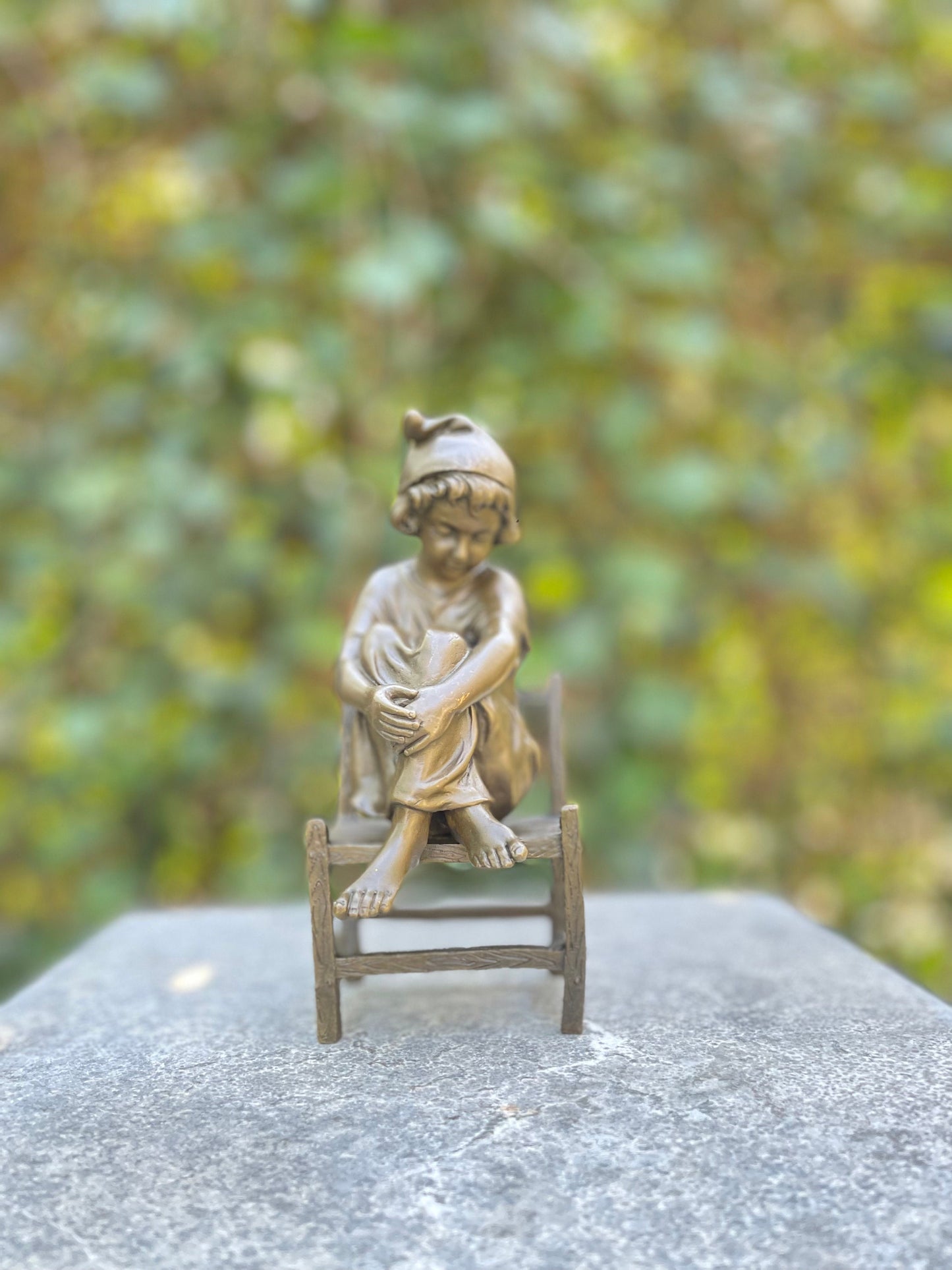 Dreaming Child – Bronze Sculpture. 7x9x16cm