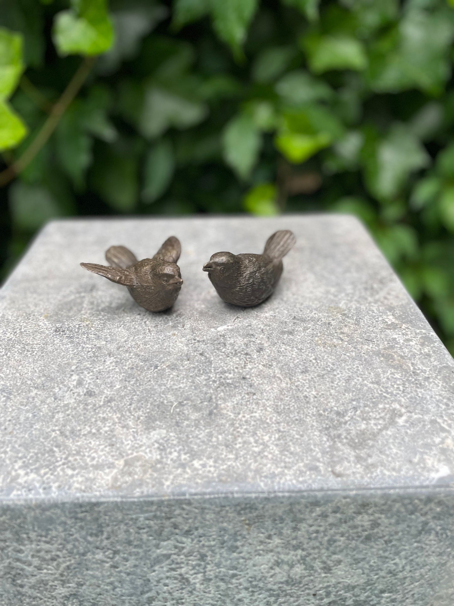 Duo Birds – Bronze Sculpture. 7x6x3cm - 0.3Kg