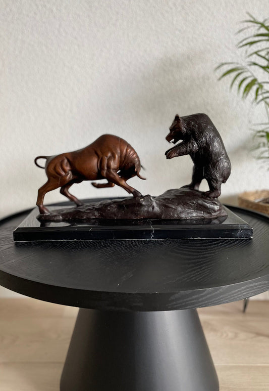 Bull and Bear Clash – Bronze Sculpture. 44x18x25cm - 8.2Kg