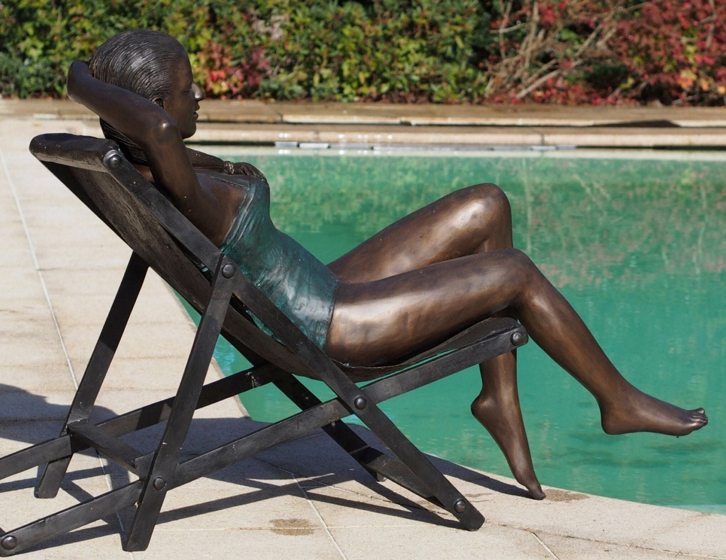 Relaxing Woman – Bronze Sculpture. 217x70x100cm - 70Kg