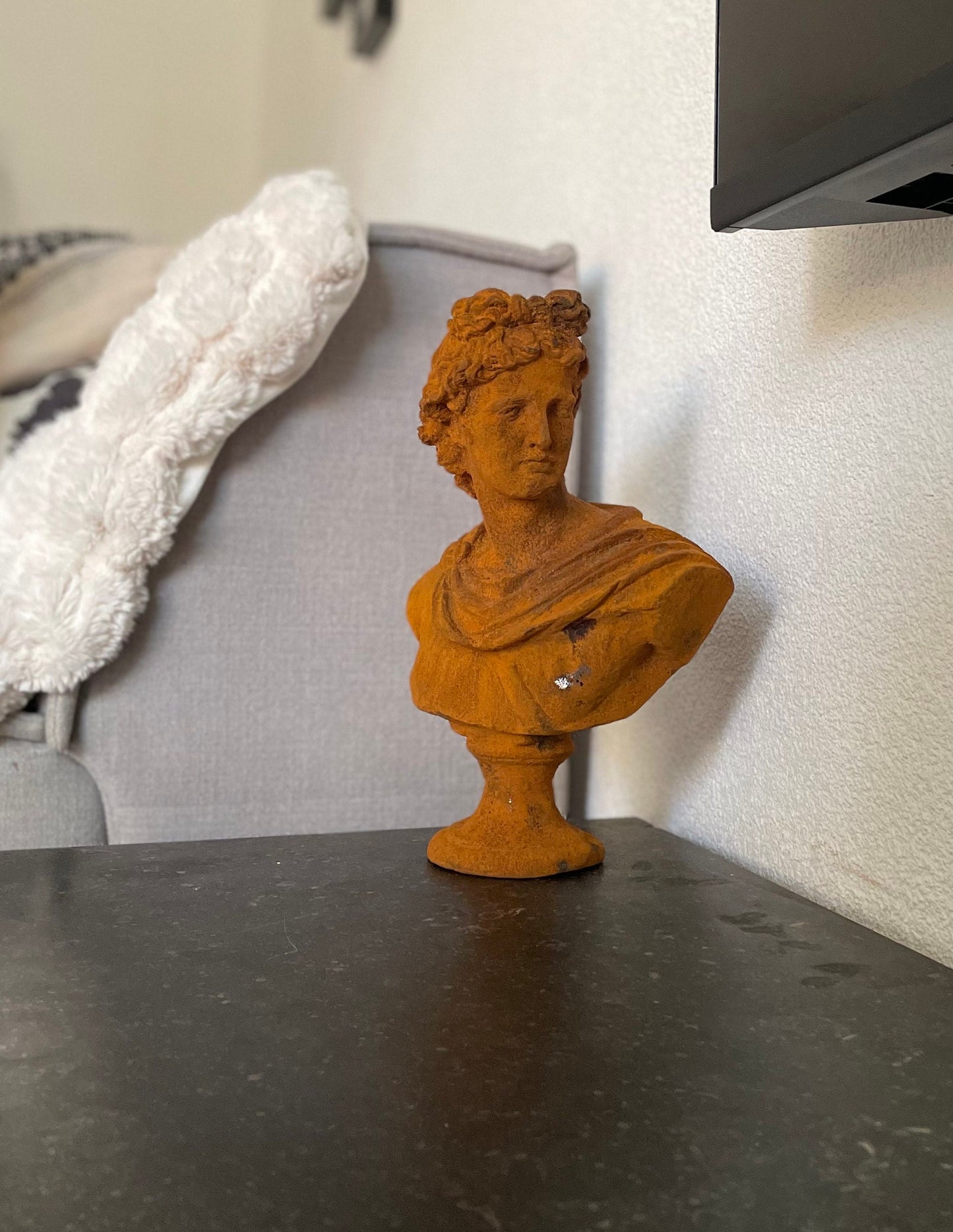 Apollo Bust – Iron Sculpture. 31x32x14cm