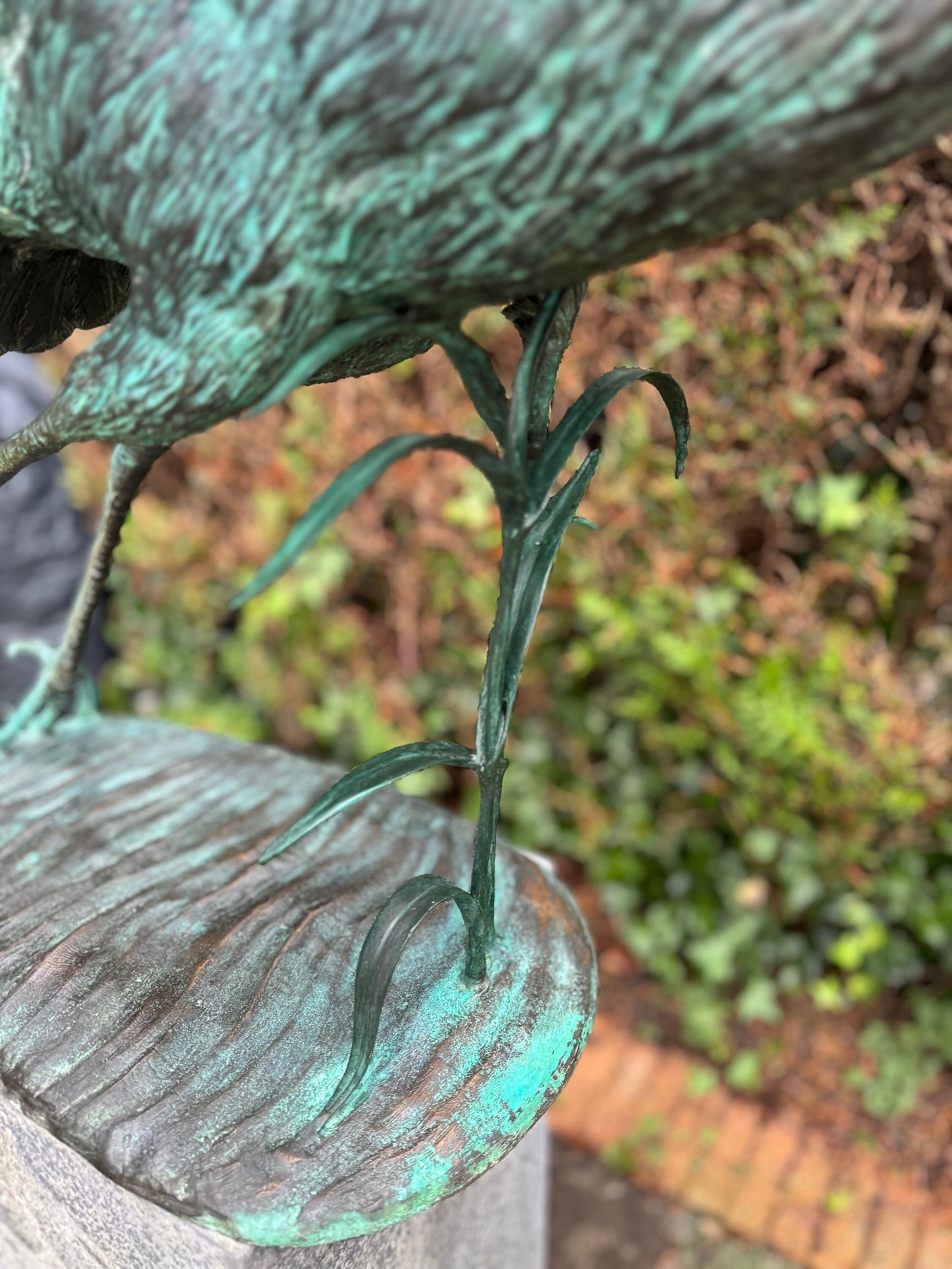 Graceful Heron – Bronze Sculpture. 105x75x83cm - 18Kg