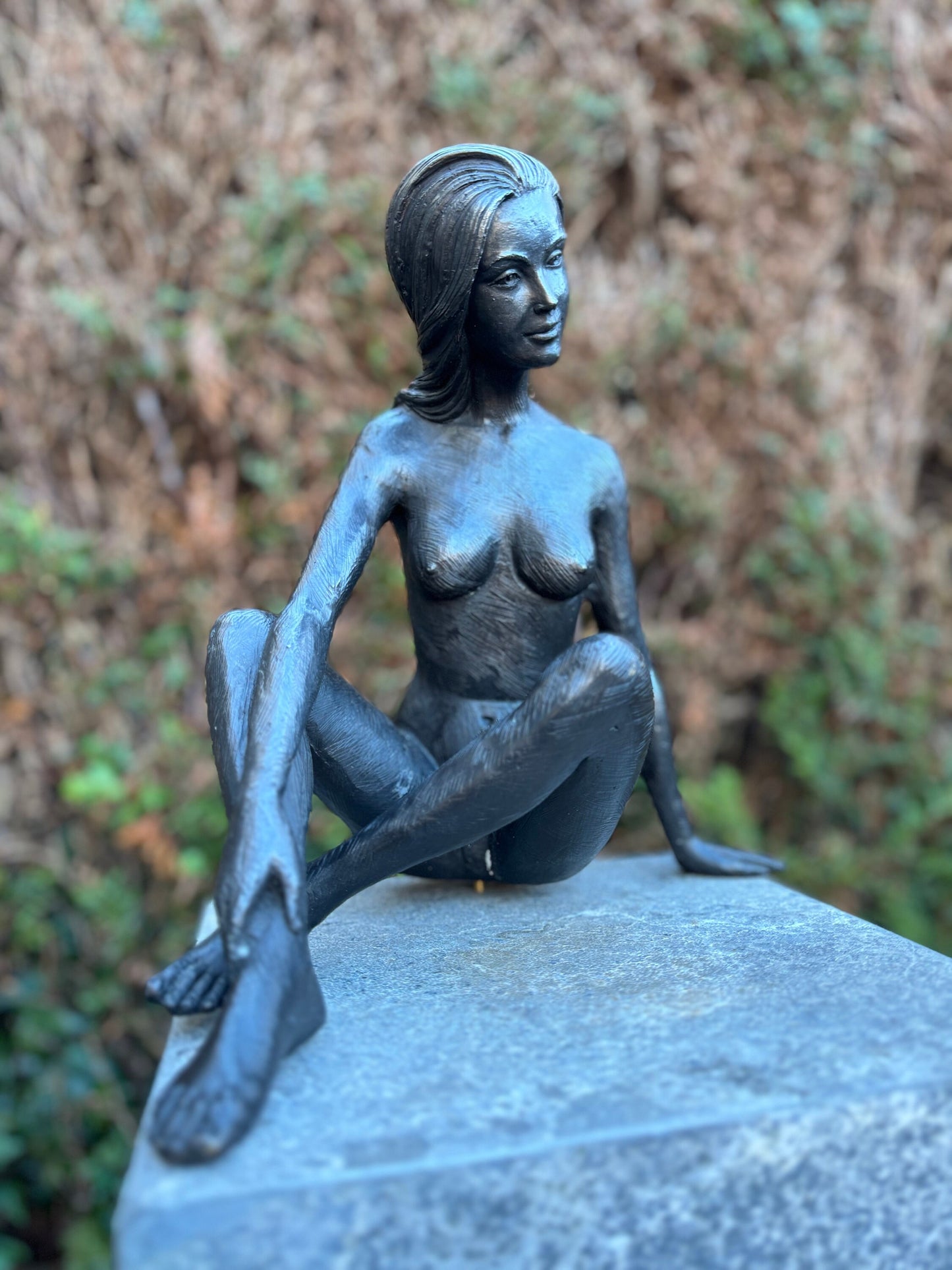 Garden Muse – Bronze Sculpture. 29x20x29cm - 3.1Kg