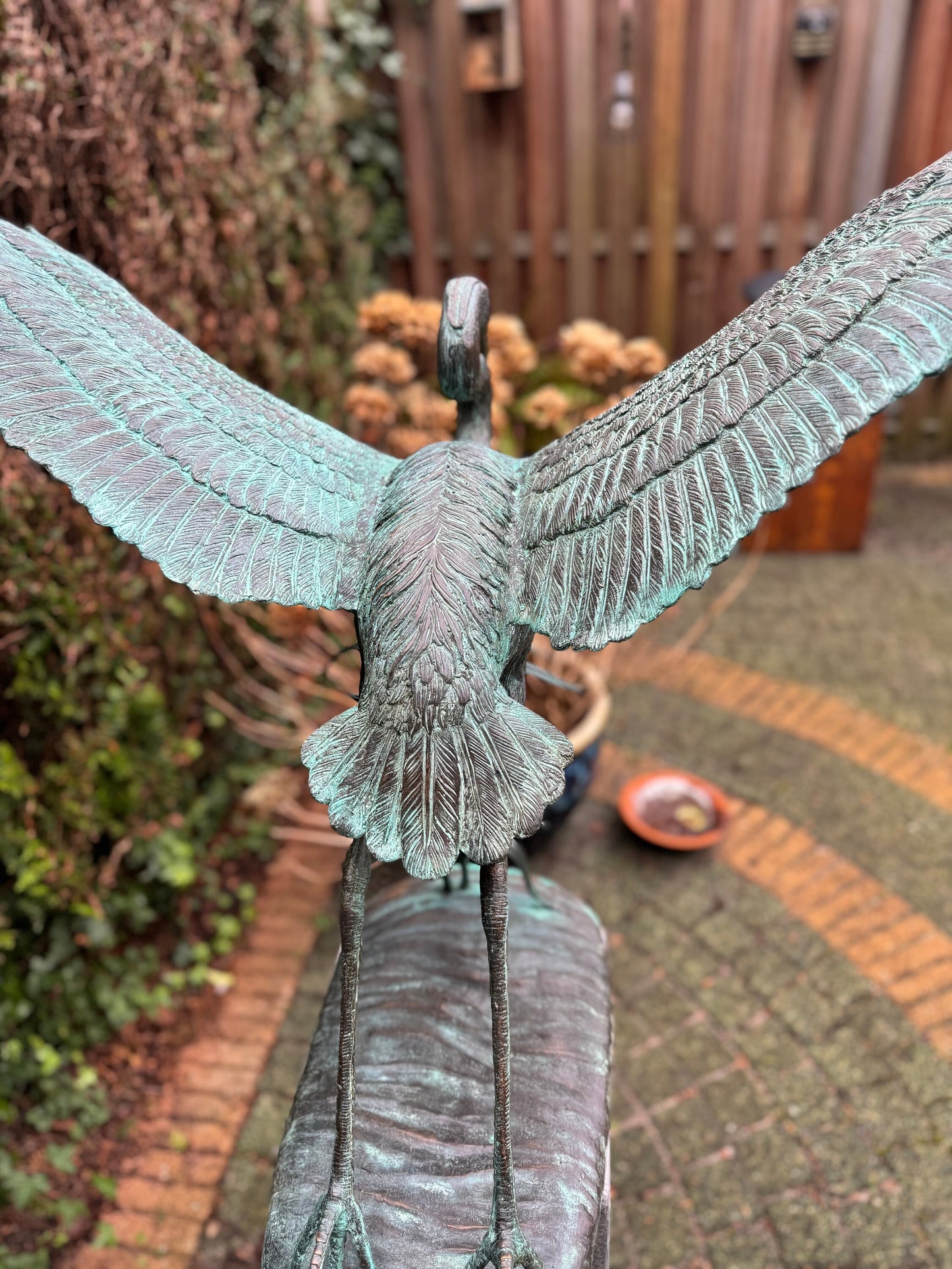 Graceful Heron – Bronze Sculpture. 105x75x83cm - 18Kg