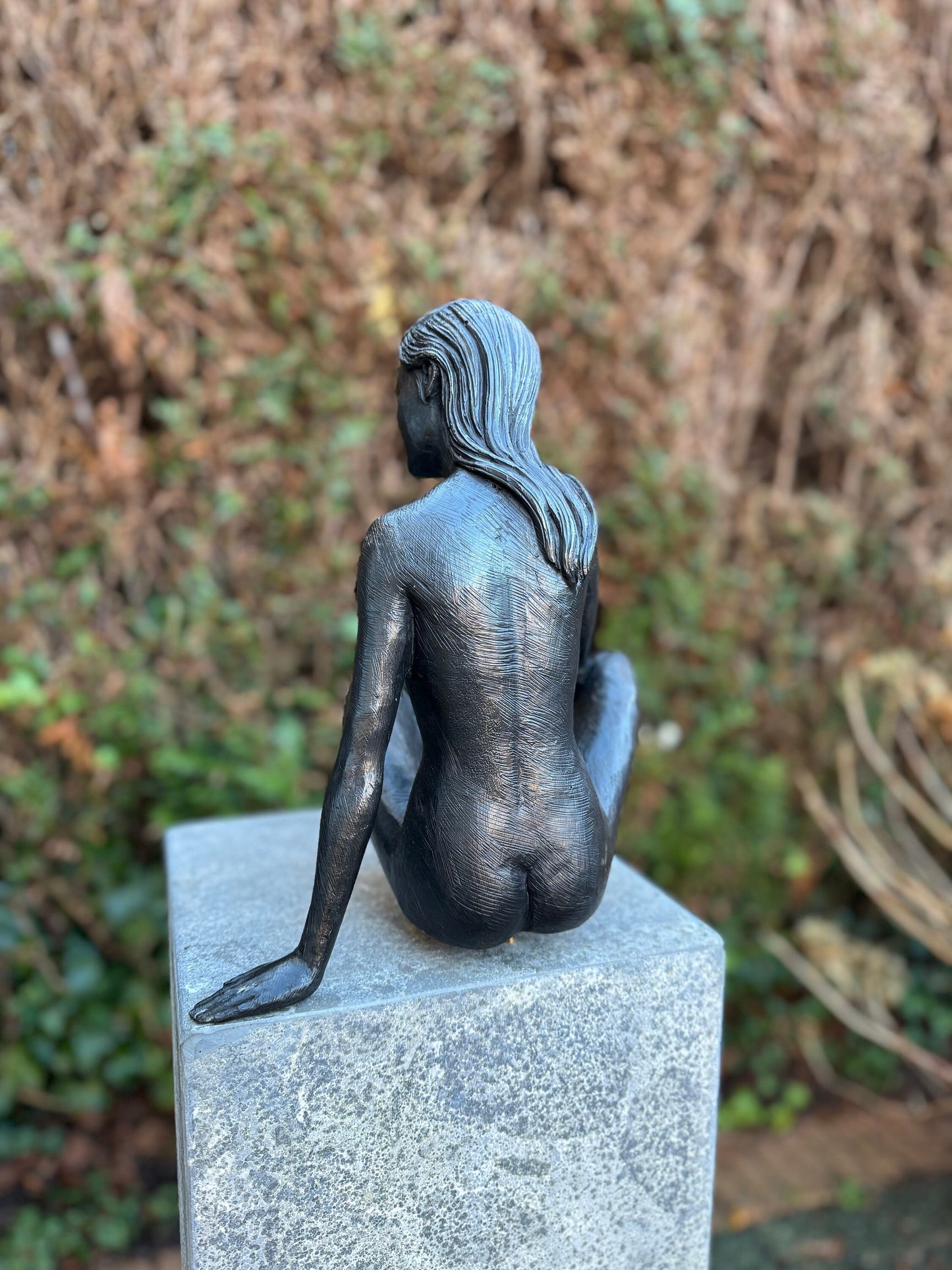 Garden Muse – Bronze Sculpture. 29x20x29cm - 3.1Kg