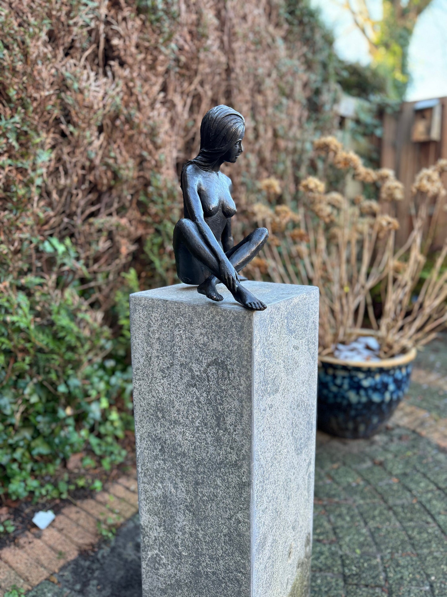 Garden Muse – Bronze Sculpture. 29x20x29cm - 3.1Kg