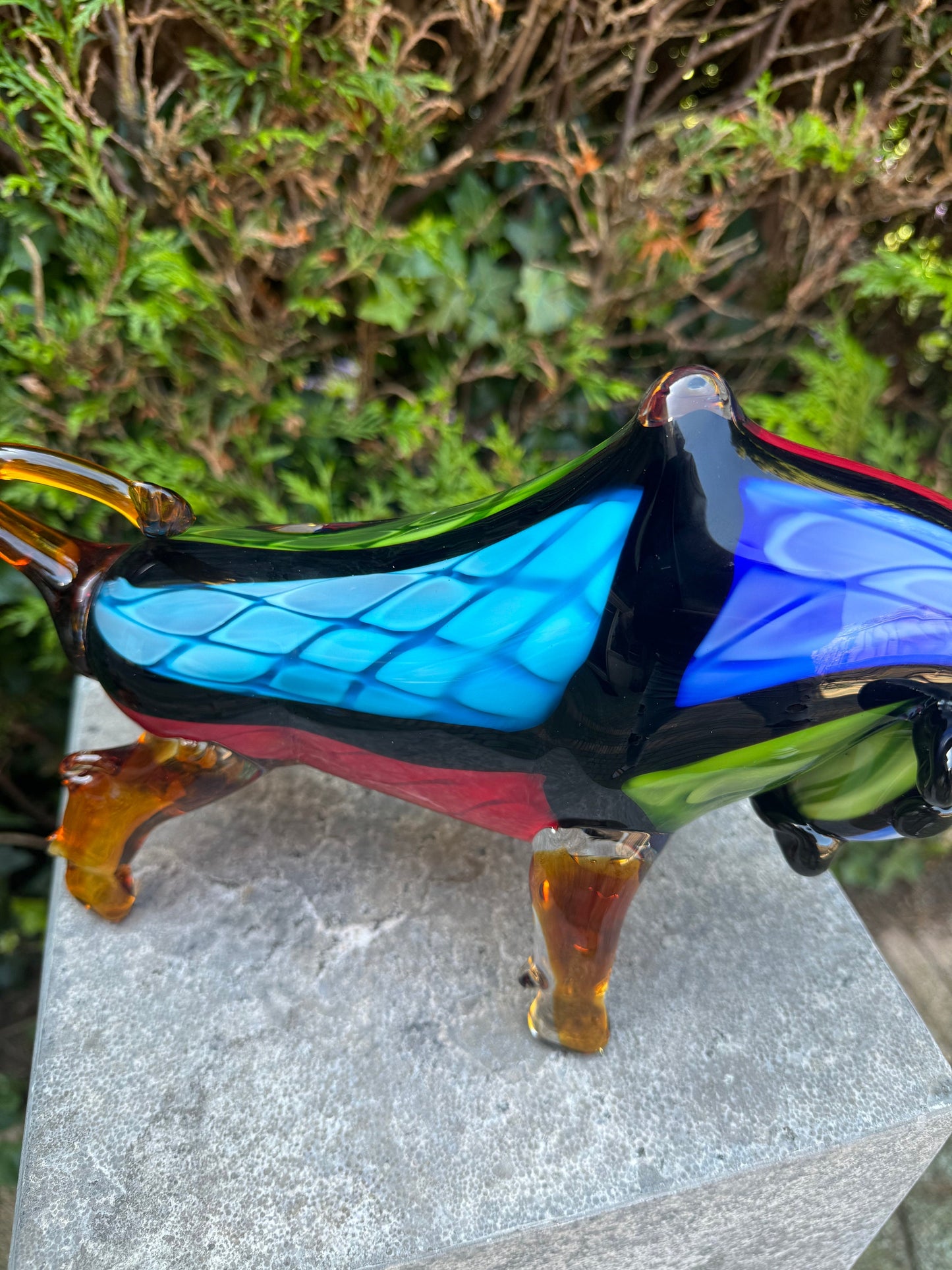 Colorful Bull – Glass Sculpture. 18x10x31cm - 2.4Kg